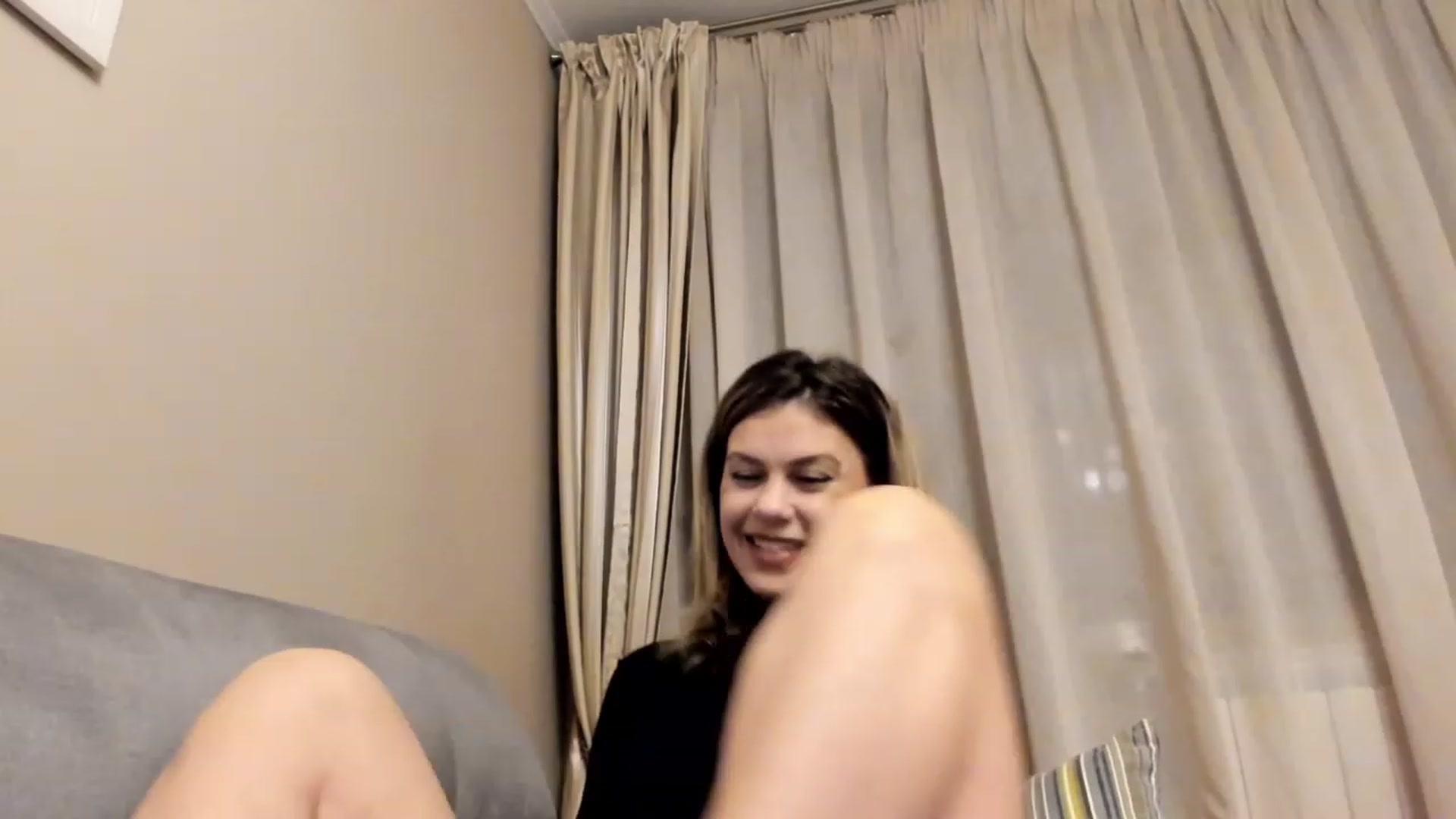 Gallery image thumbnail from Lu126's myfreecams stream on, 02/11/2023, 04:03 image 13 of 20