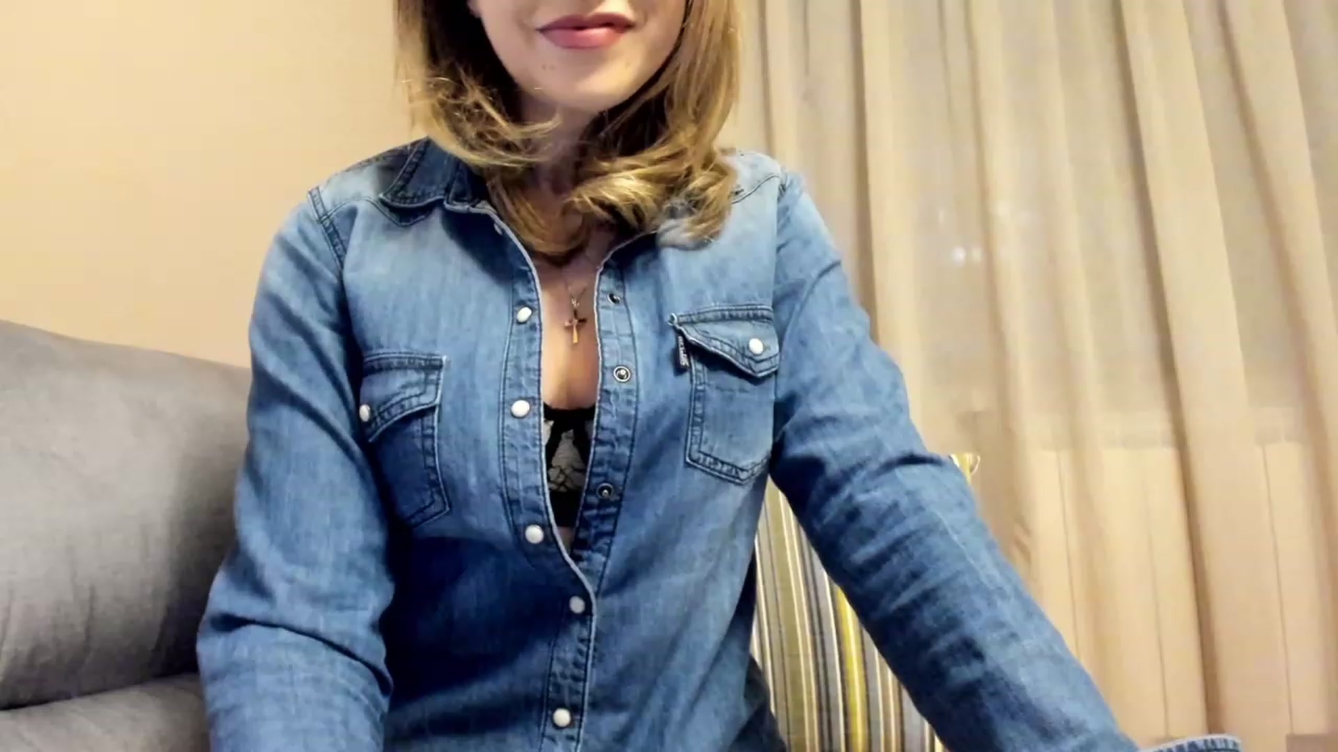 Gallery image thumbnail from Lu126's myfreecams stream on, 02/11/2023, 23:46 image 14 of 20