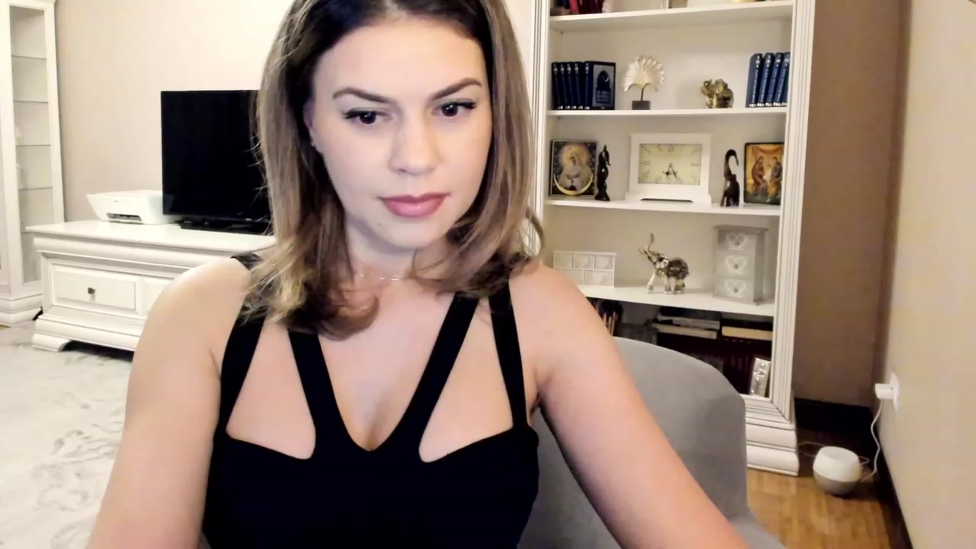 Gallery image thumbnail from Lu126's myfreecams stream on, 03/09/2023, 04:55 image 14 of 20