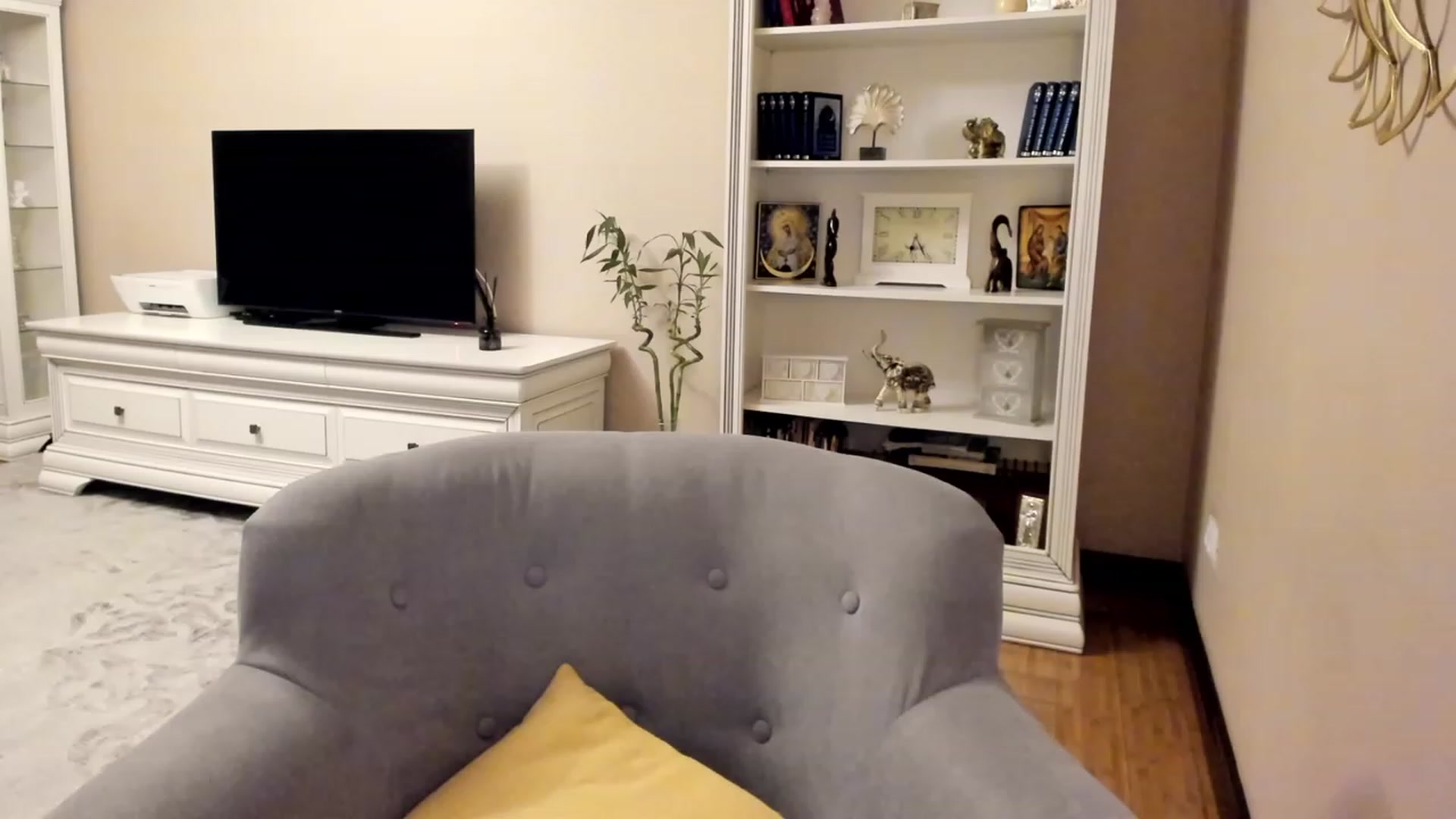 Gallery image thumbnail from Lu126's myfreecams stream on, 03/30/2023, 04:04 image 14 of 20