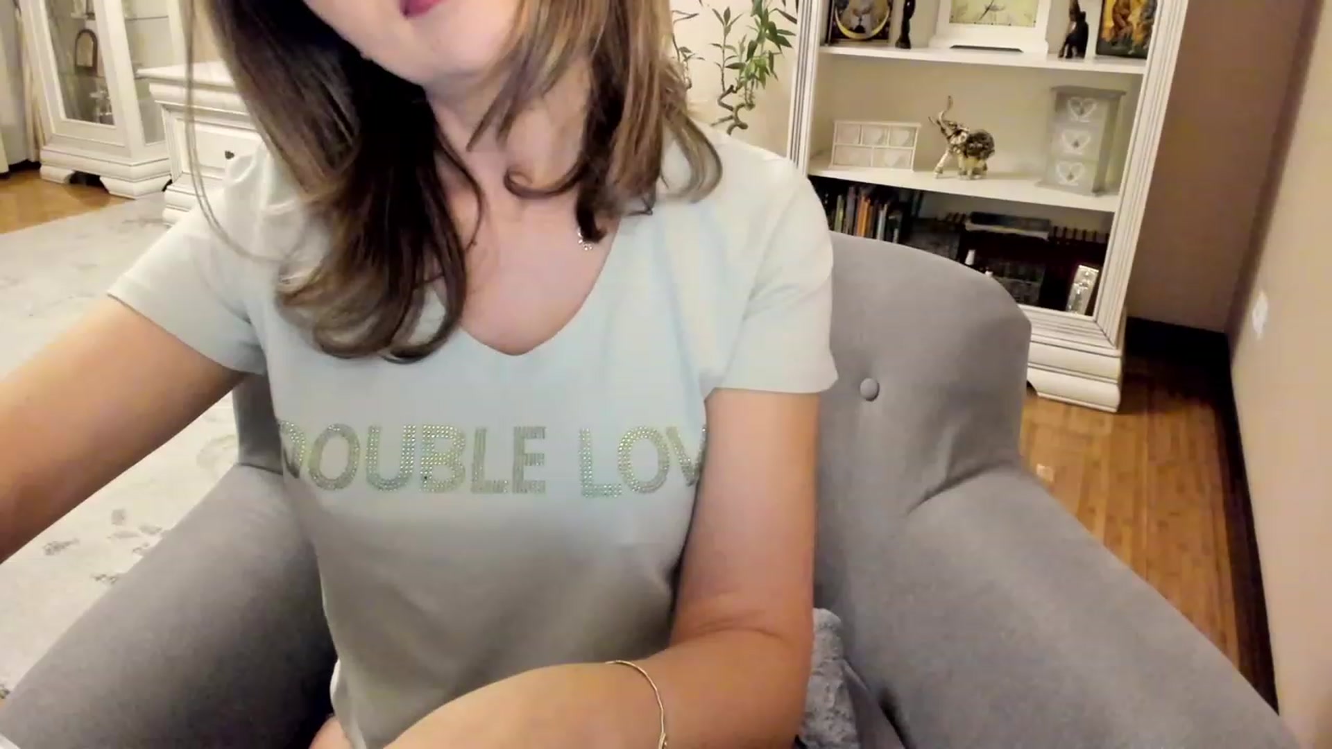 Gallery image thumbnail from Lu126's myfreecams stream on, 04/07/2023, 23:53 image 19 of 20