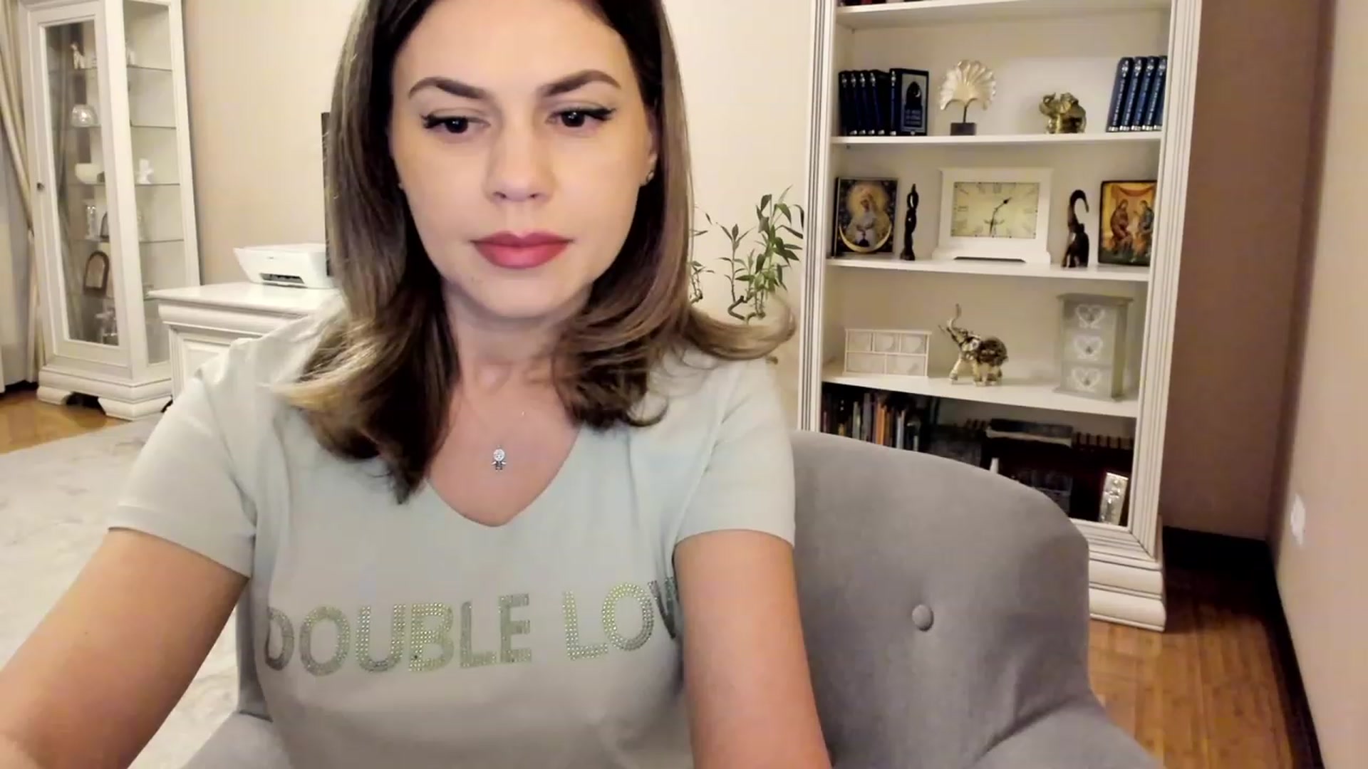 Gallery image thumbnail from Lu126's myfreecams stream on, 04/07/2023, 23:53 image 10 of 20
