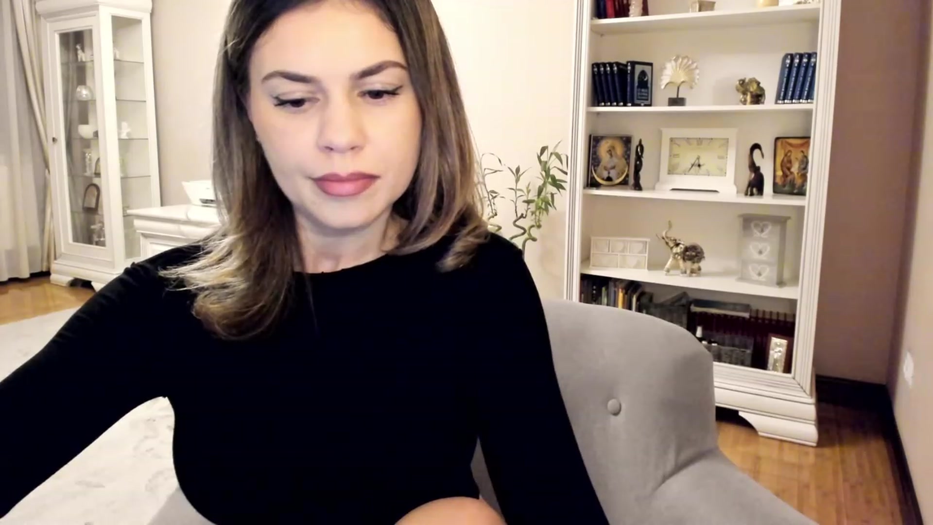 Gallery image thumbnail from Lu126's myfreecams stream on, 04/09/2023, 02:46 image 18 of 20