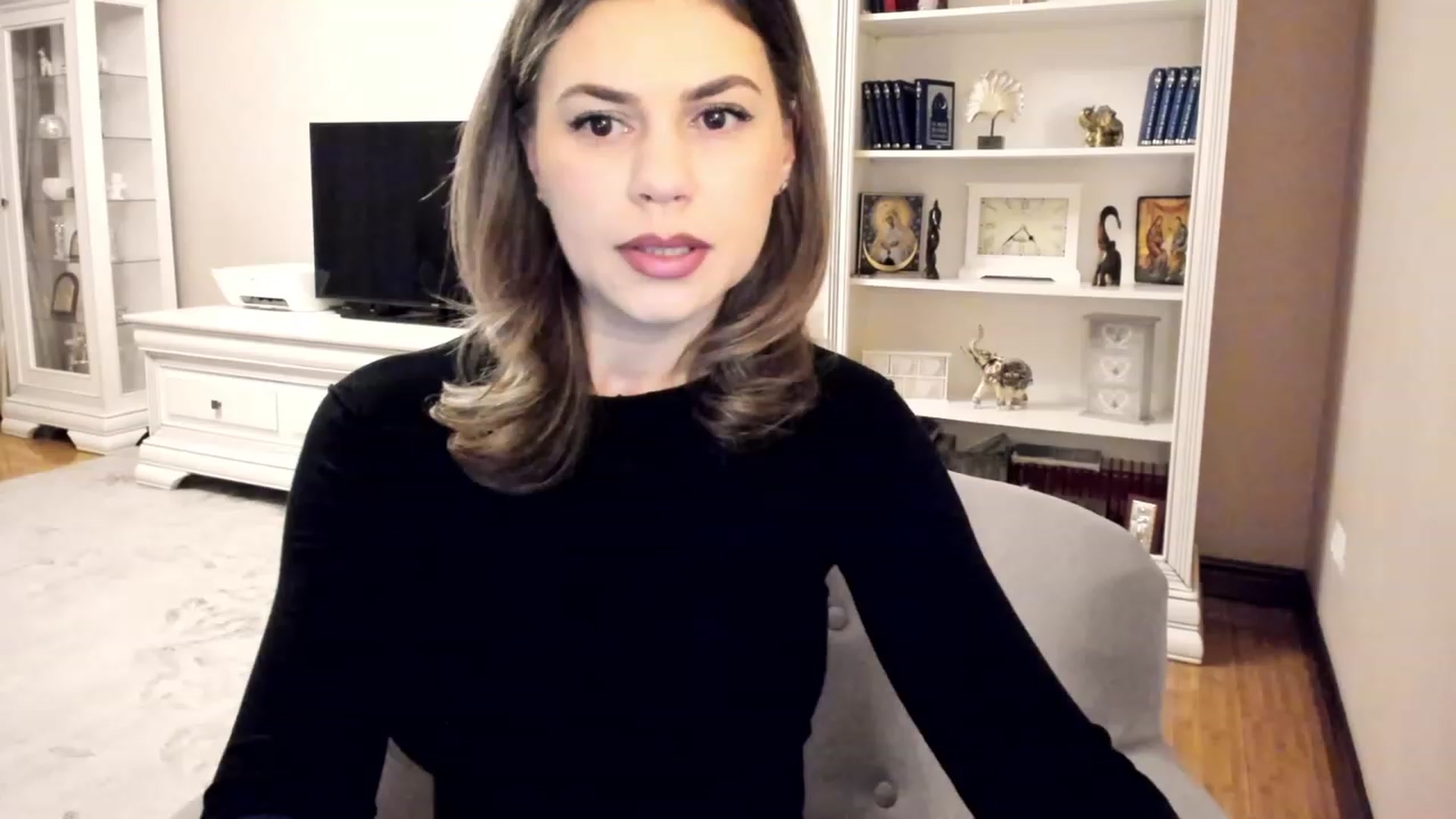 Gallery image thumbnail from Lu126's myfreecams stream on, 04/09/2023, 02:46 image 1 of 20