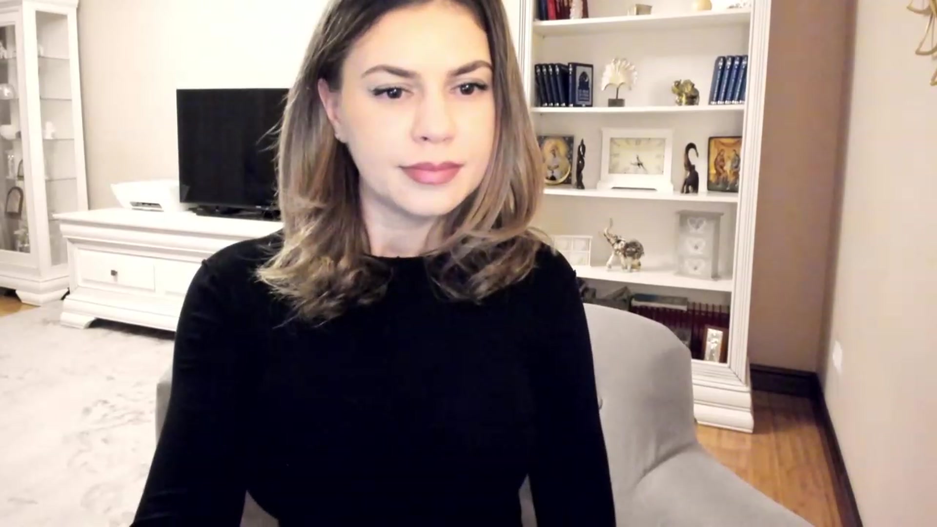 Gallery image thumbnail from Lu126's myfreecams stream on, 04/09/2023, 02:46 image 15 of 20