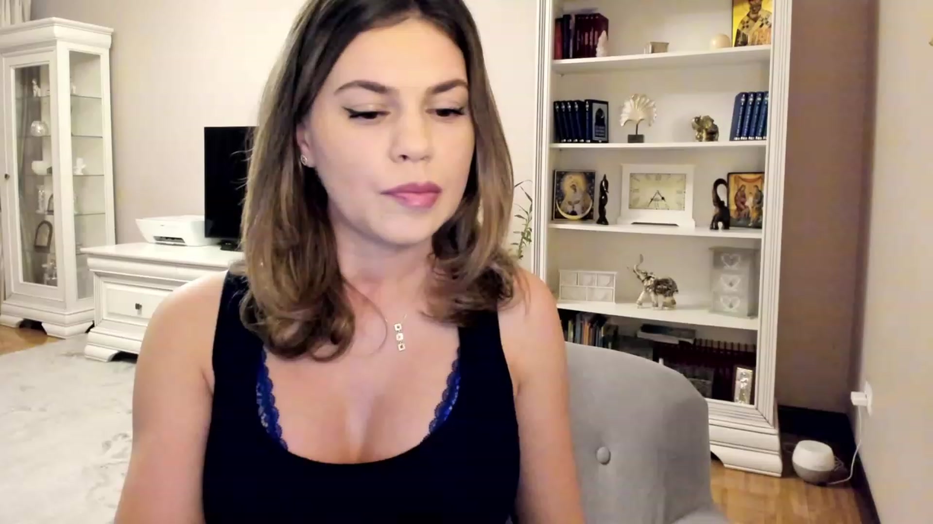 Gallery image thumbnail from Lu126's myfreecams stream on, 04/14/2023, 02:43 image 1 of 20