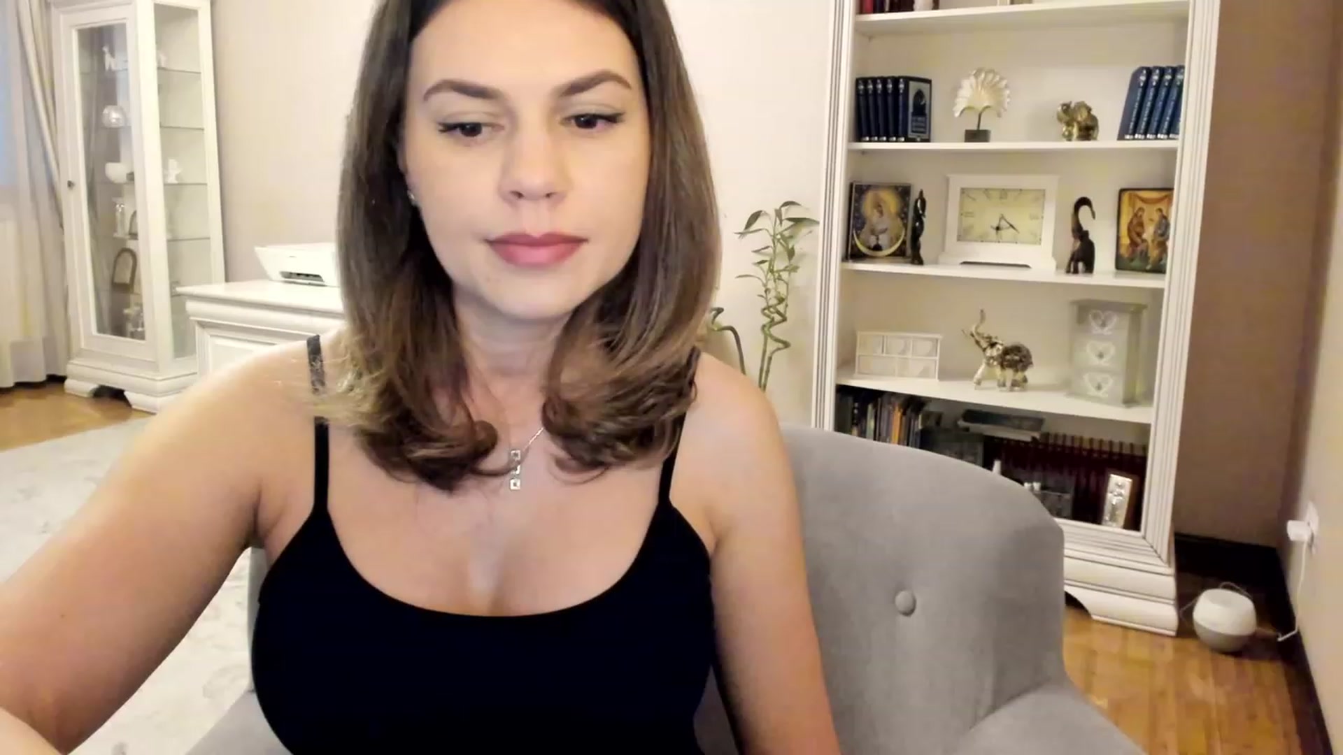 Gallery image thumbnail from Lu126's myfreecams stream on, 04/26/2023, 03:35 image 18 of 20