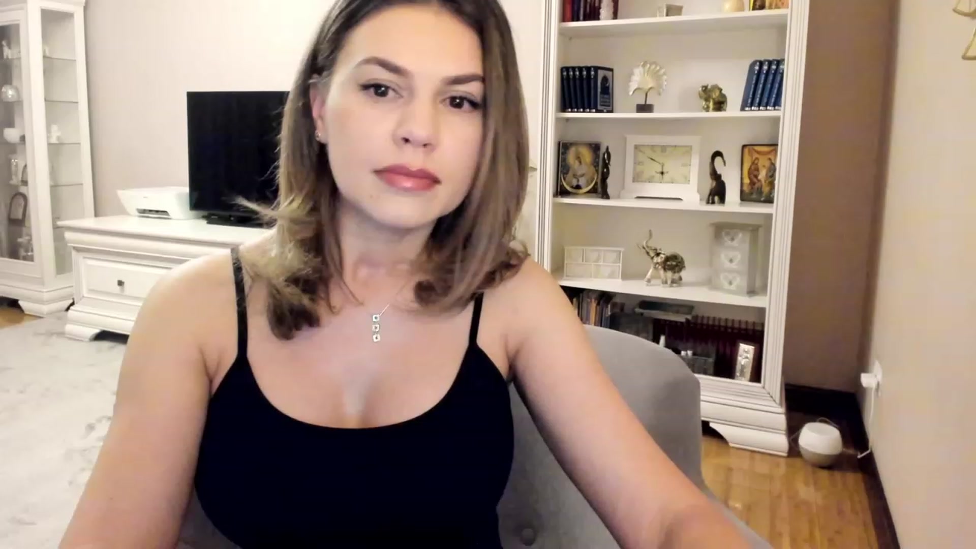 Gallery image thumbnail from Lu126's myfreecams stream on, 04/26/2023, 03:35 image 10 of 20