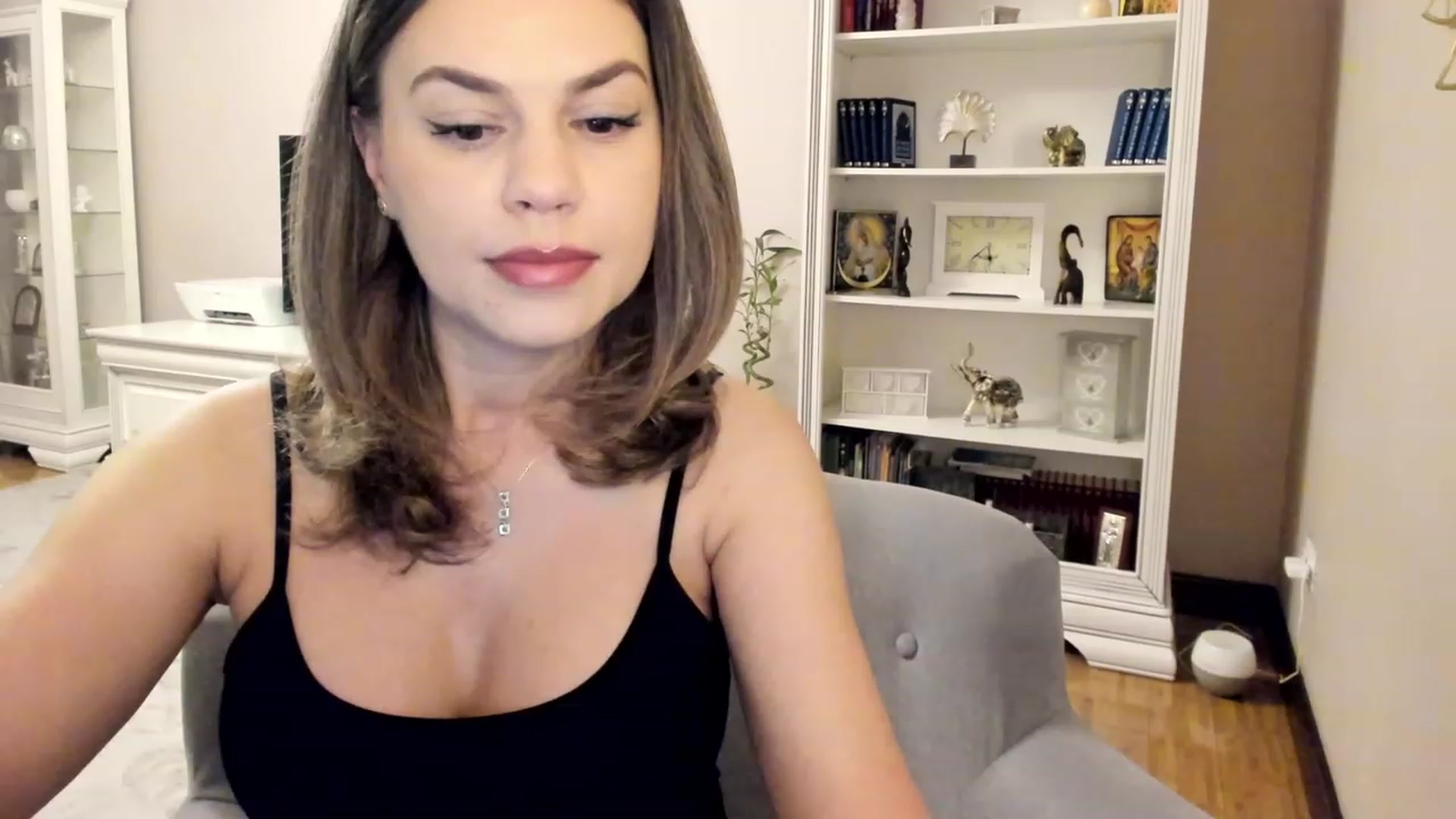 Gallery image thumbnail from Lu126's myfreecams stream on, 04/26/2023, 03:35 image 7 of 20