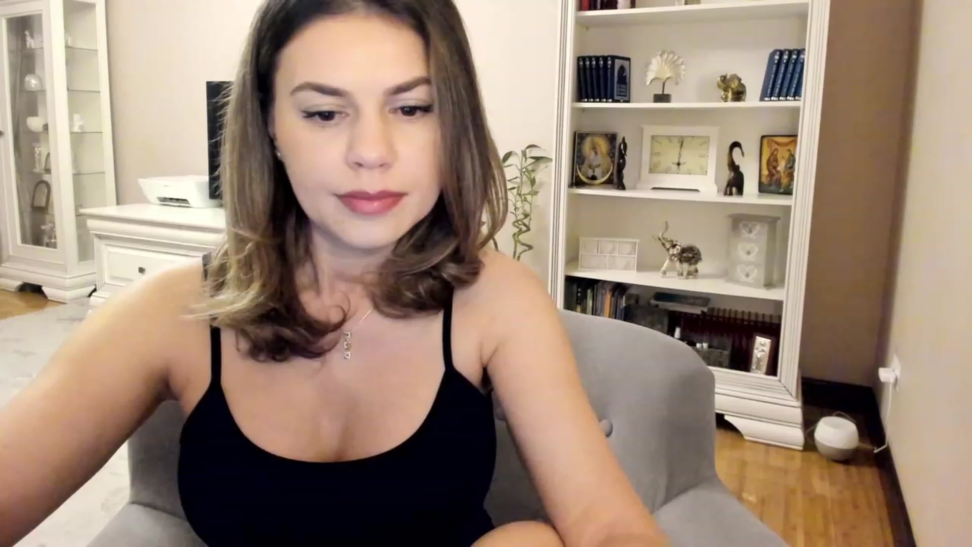Gallery image thumbnail from Lu126's myfreecams stream on, 04/26/2023, 03:35 image 13 of 20