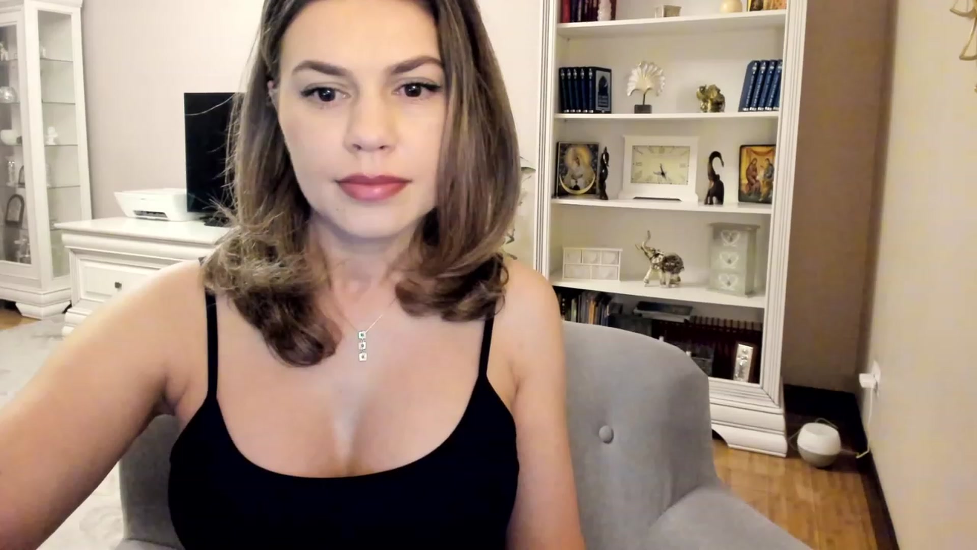 Gallery image thumbnail from Lu126's myfreecams stream on, 04/26/2023, 03:35 image 4 of 20