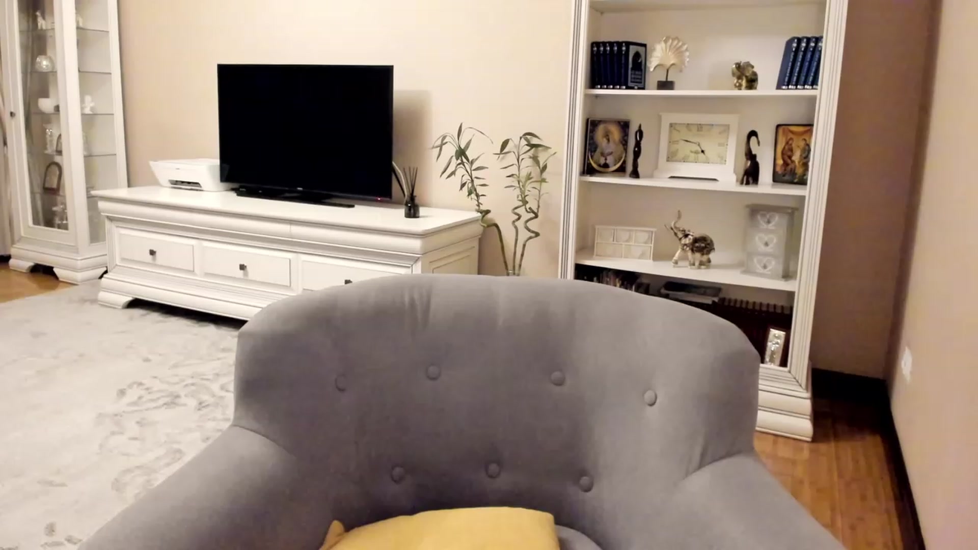Gallery image thumbnail from Lu126's myfreecams stream on, 04/29/2023, 02:09 image 2 of 20