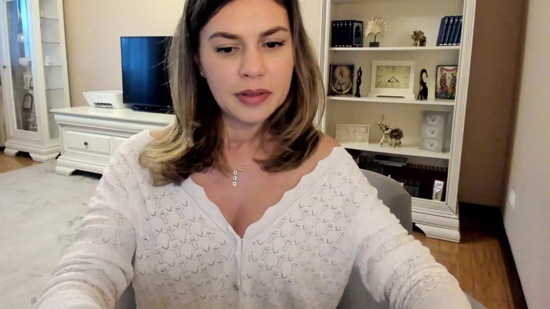 Gallery image thumbnail from Lu126's myfreecams stream on, 04/29/2023, 04:32 image 14 of 20