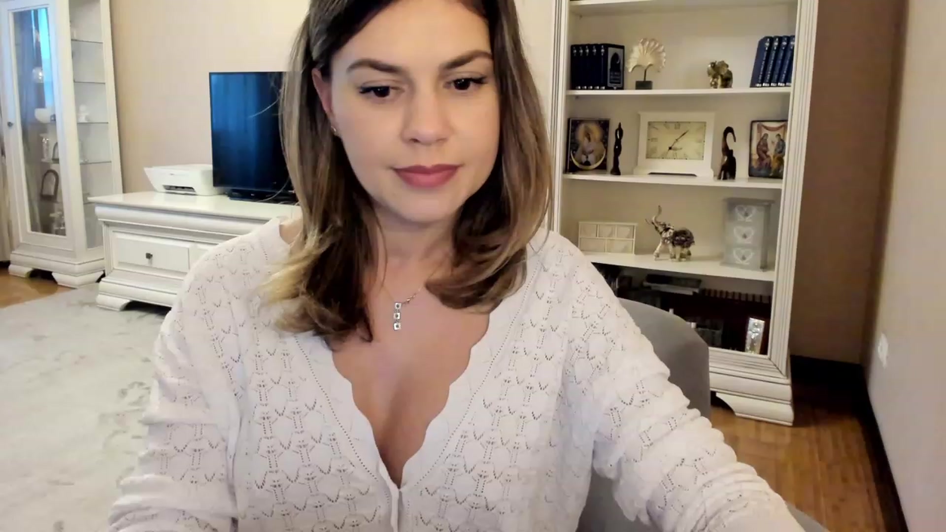 Gallery image thumbnail from Lu126's myfreecams stream on, 04/29/2023, 04:32 image 5 of 20