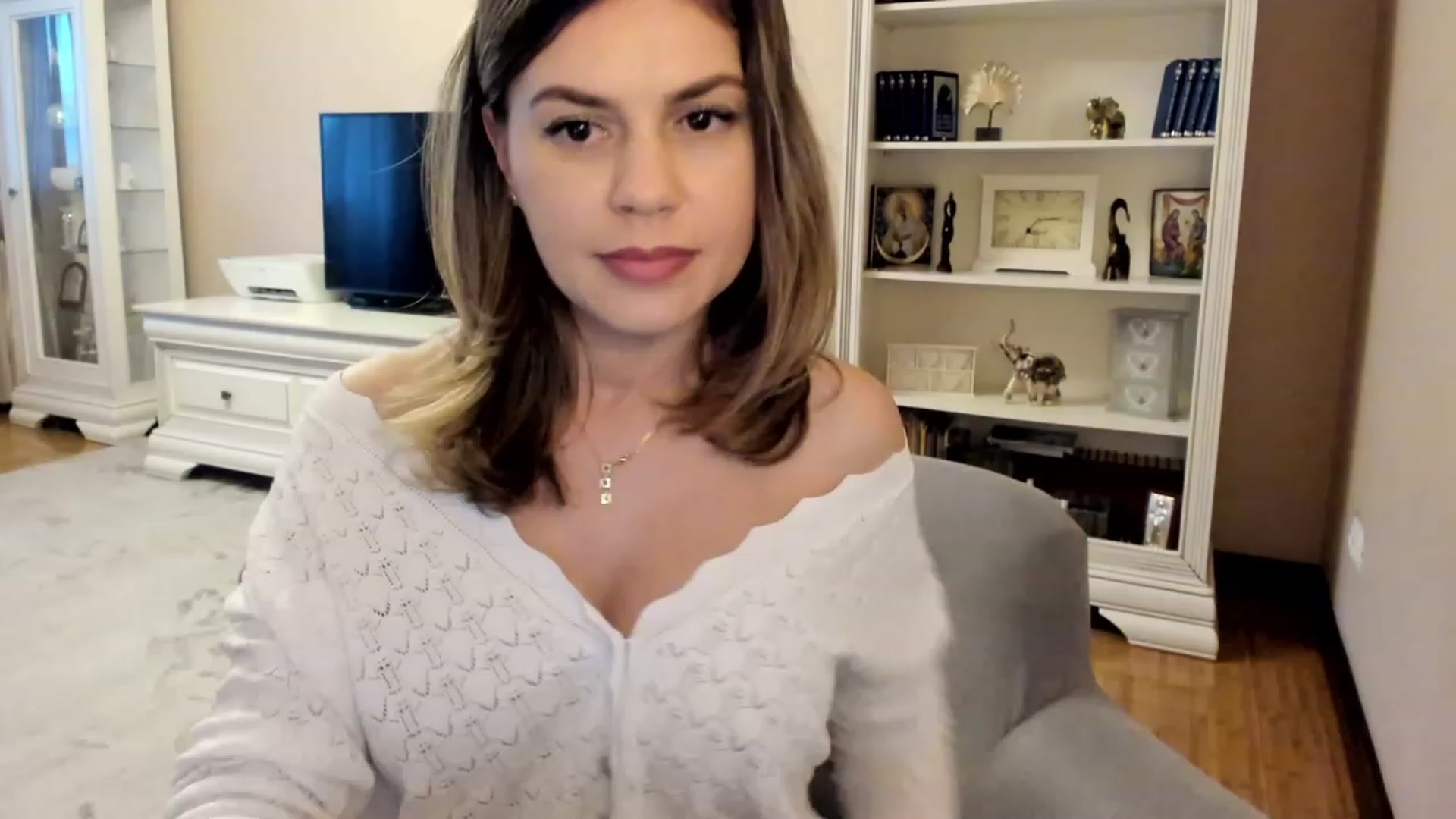 Gallery image thumbnail from Lu126's myfreecams stream on, 04/29/2023, 04:32 image 9 of 20