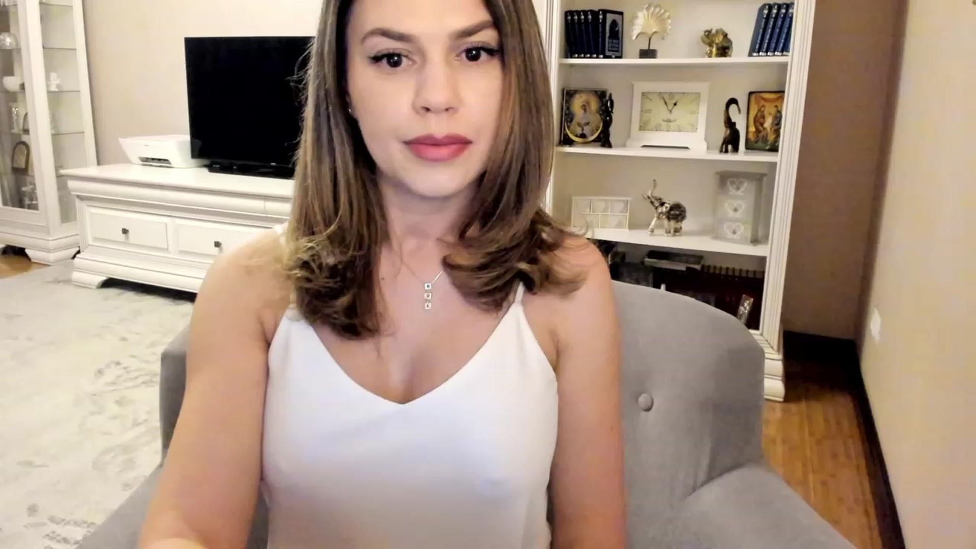 Gallery image thumbnail from Lu126's myfreecams stream on, 04/30/2023, 22:10 image 16 of 20