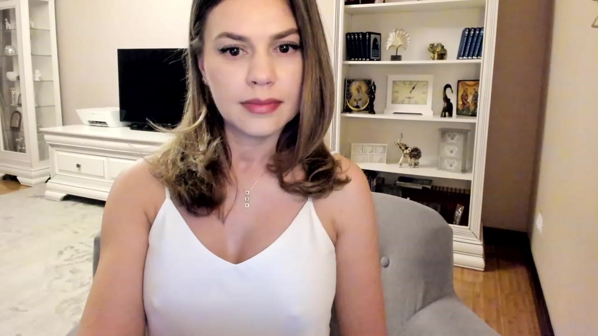 Gallery image thumbnail from Lu126's myfreecams stream on, 04/30/2023, 22:10 image 20 of 20