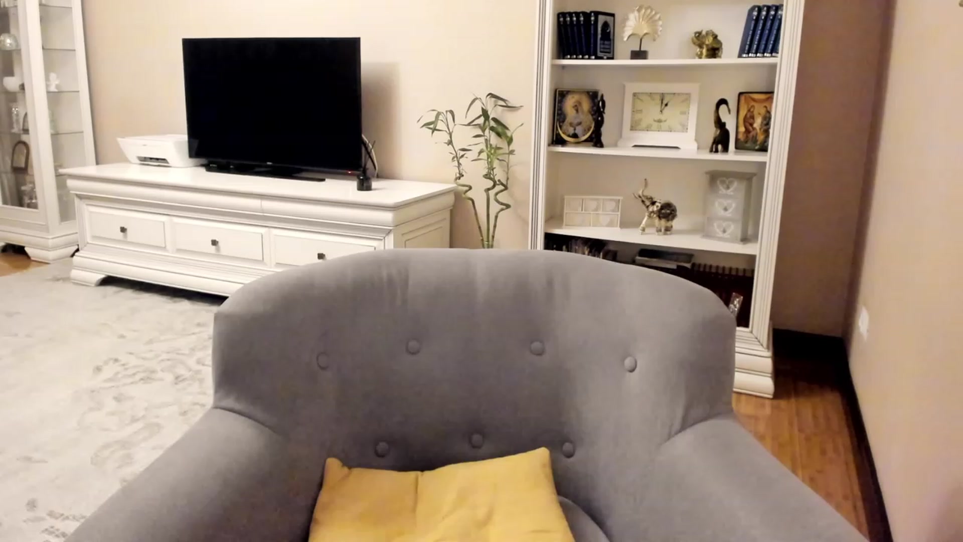 Gallery image thumbnail from Lu126's myfreecams stream on, 04/30/2023, 22:10 image 18 of 20