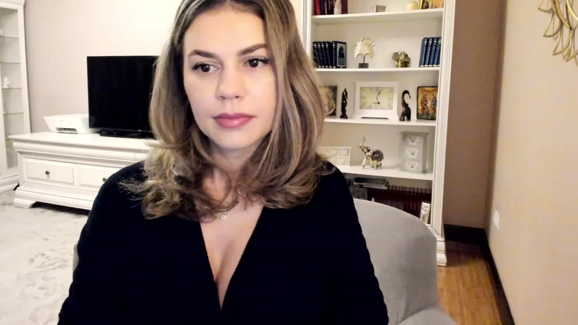 Gallery image thumbnail from Lu126's myfreecams stream on, 05/12/2023, 03:21 image 4 of 20
