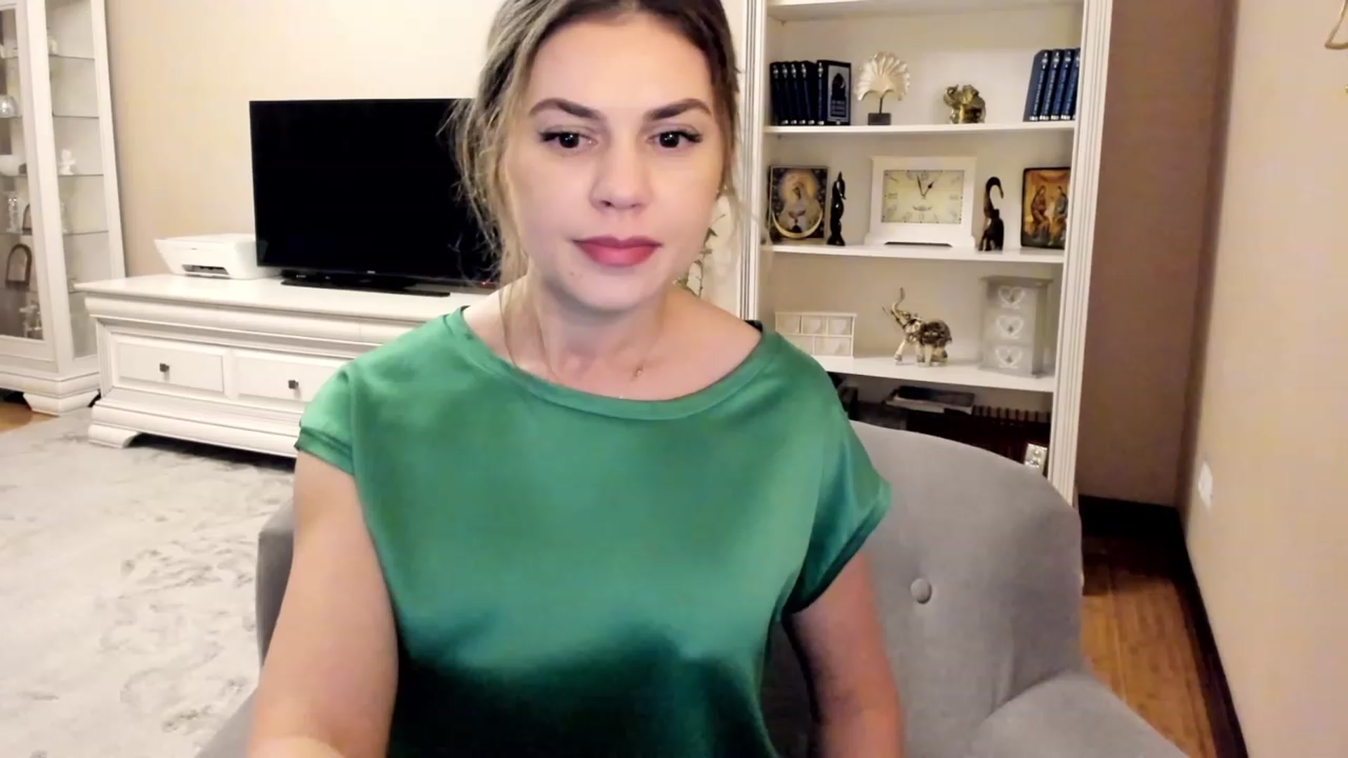 Gallery image thumbnail from Lu126's myfreecams stream on, 05/12/2023, 23:25 image 1 of 20