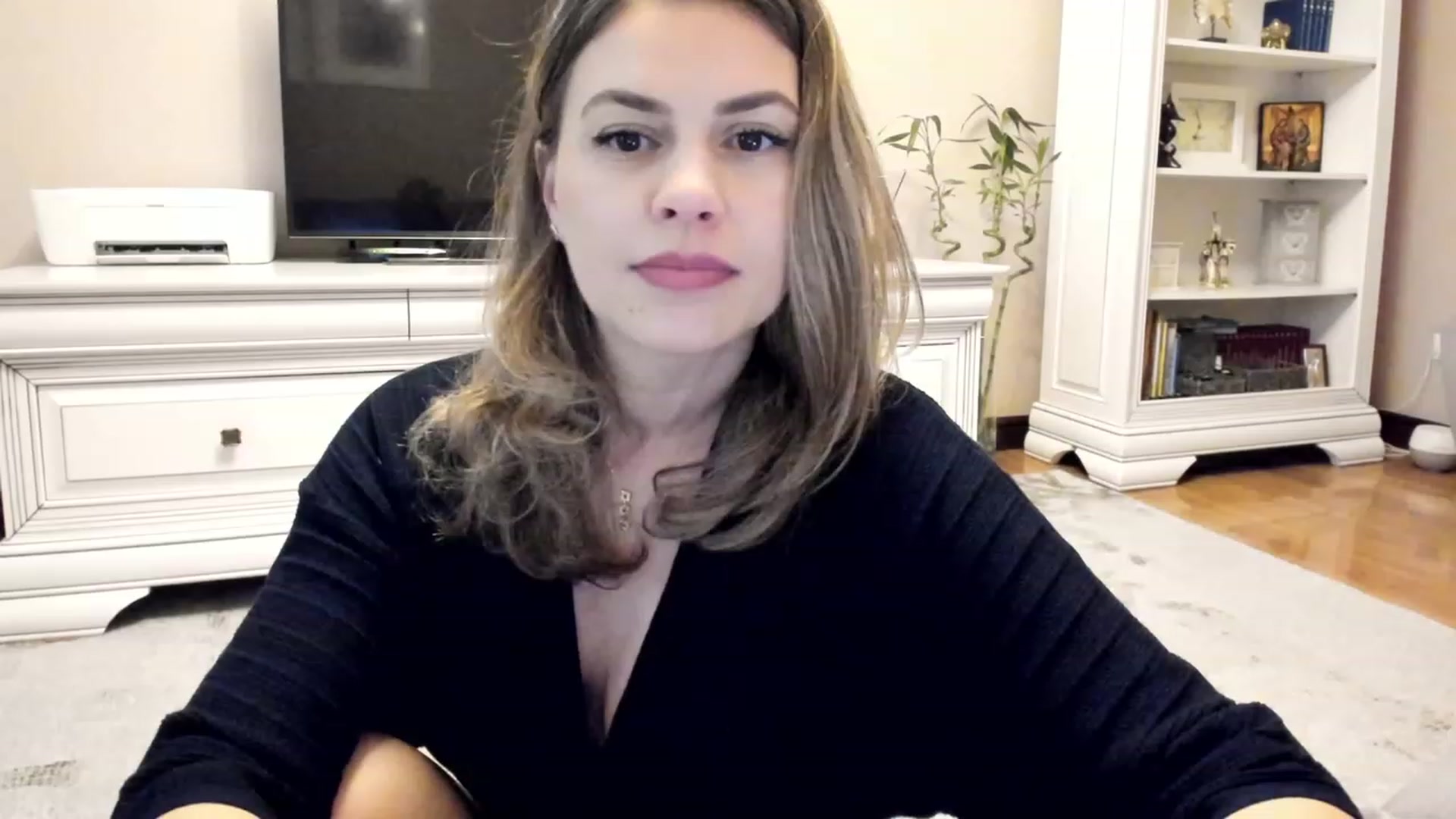 Gallery image thumbnail from Lu126's myfreecams stream on, 05/18/2023, 04:04 image 20 of 20