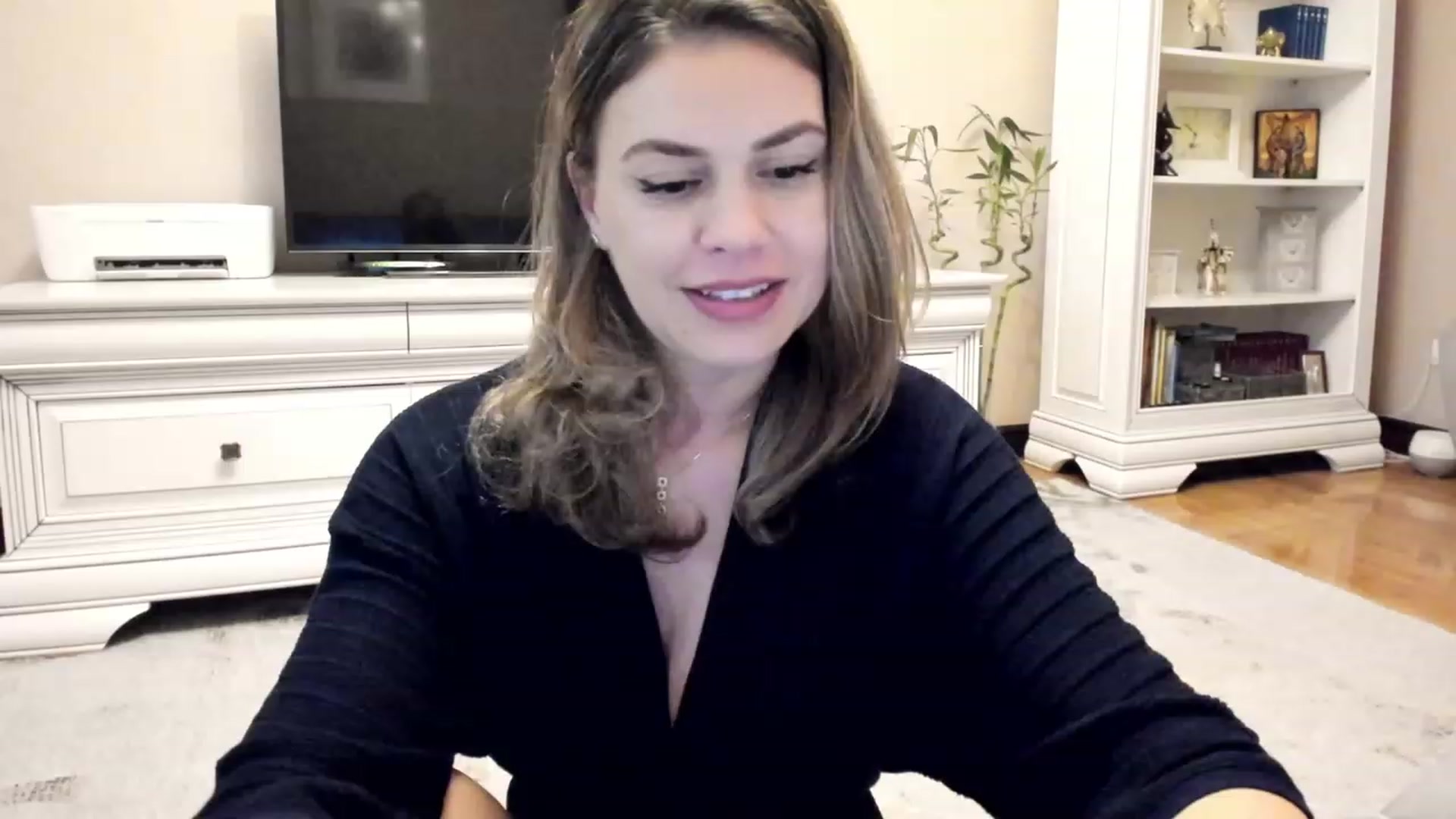 Gallery image thumbnail from Lu126's myfreecams stream on, 05/18/2023, 04:04 image 19 of 20