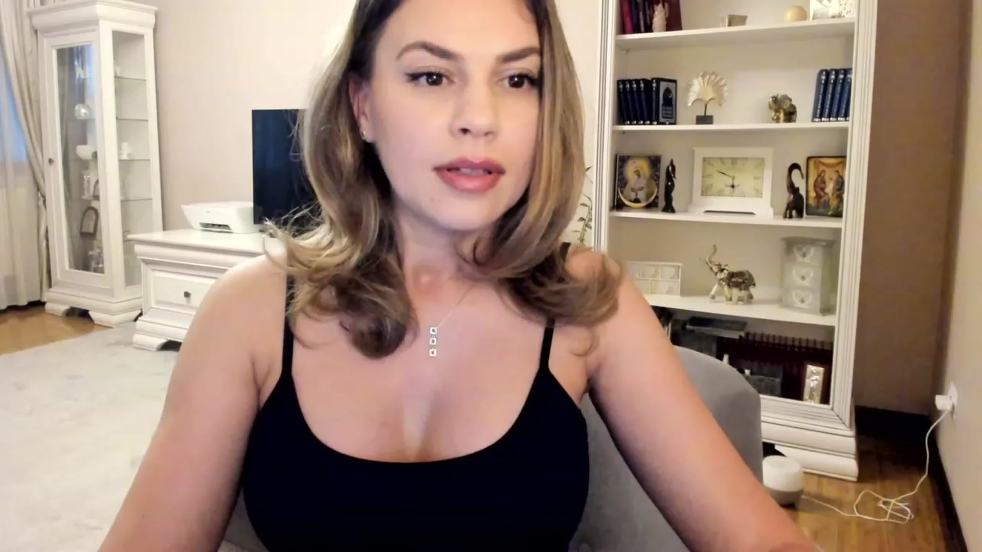 Gallery image thumbnail from Lu126's myfreecams stream on, 05/24/2023, 03:28 image 12 of 20