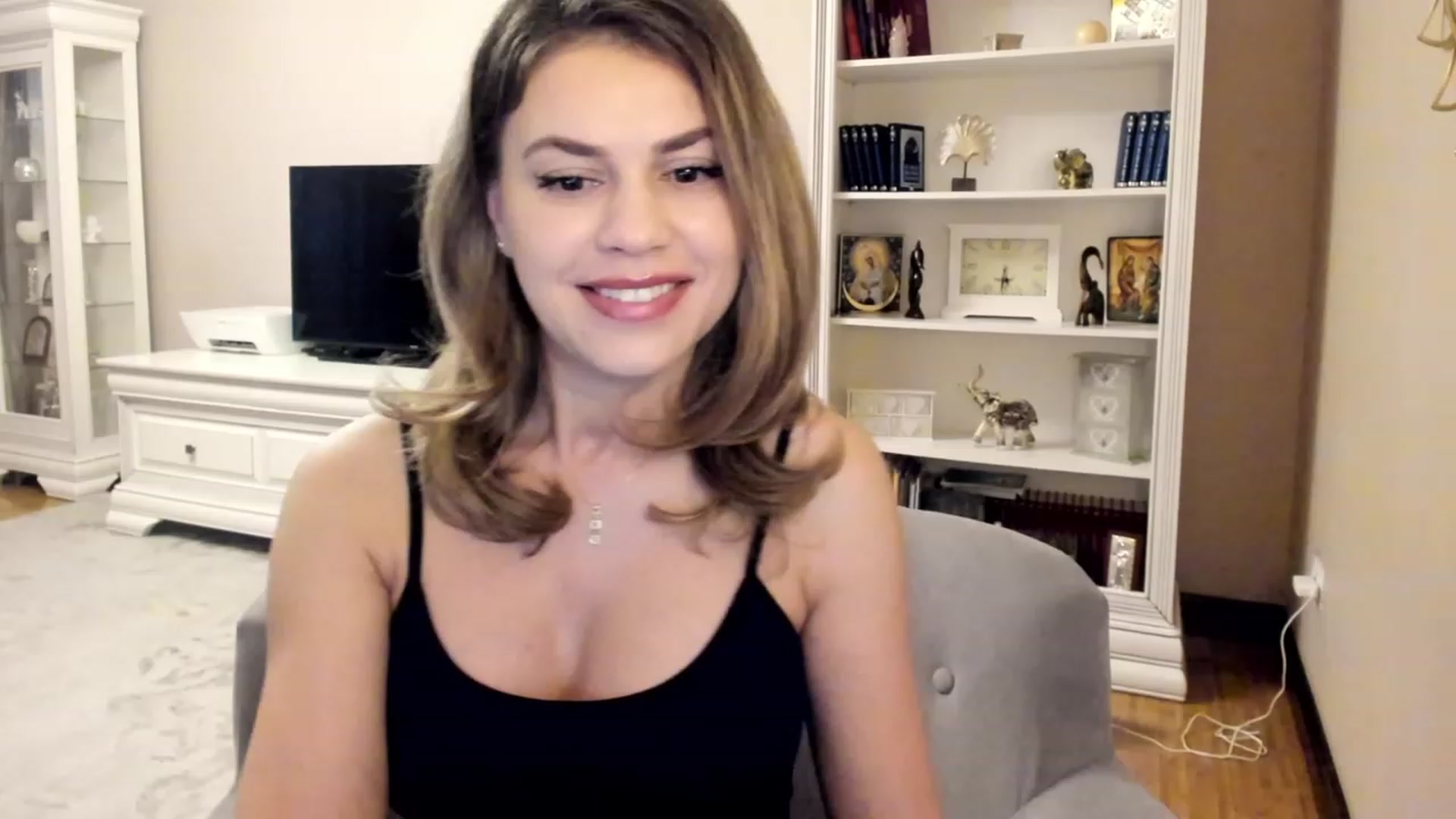 Gallery image thumbnail from Lu126's myfreecams stream on, 05/24/2023, 03:28 image 7 of 20