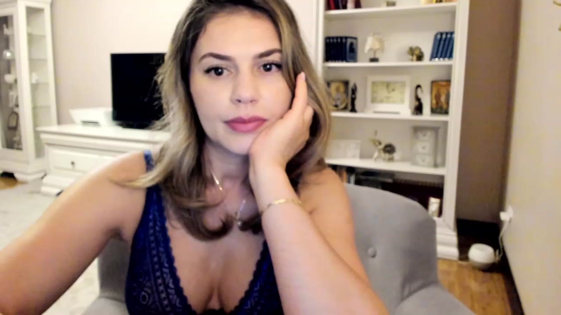 Gallery image thumbnail from Lu126's myfreecams stream on, 06/10/2023, 23:07 image 19 of 20