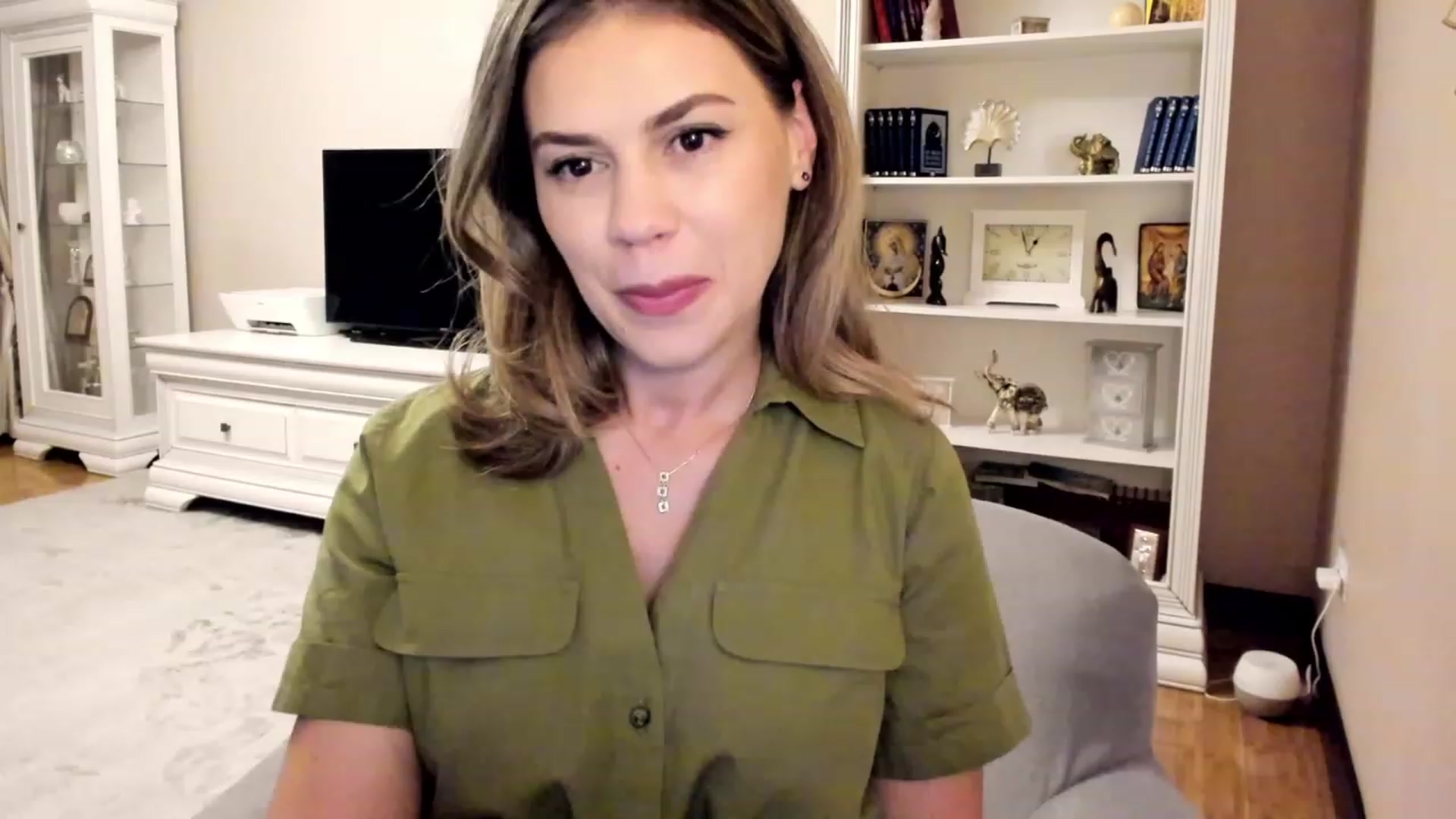 Gallery image thumbnail from Lu126's myfreecams stream on, 06/11/2023, 22:31 image 10 of 20