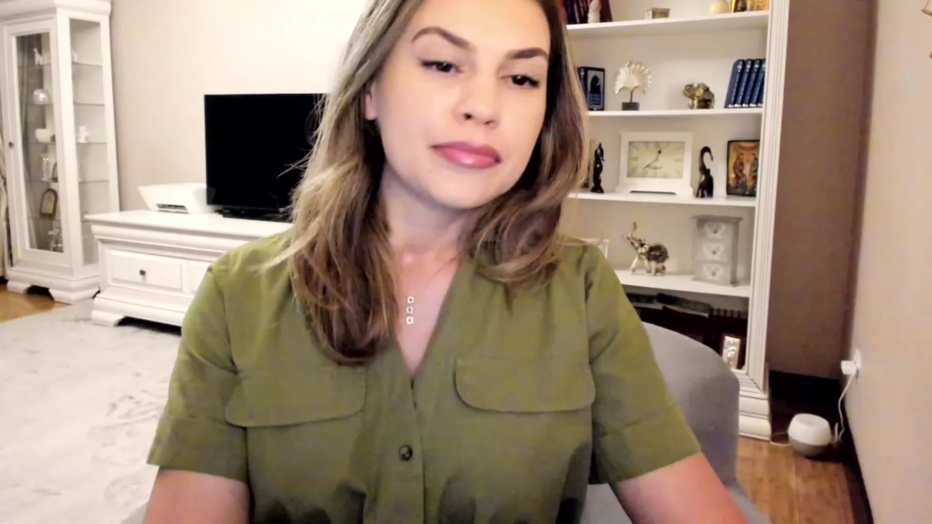 Gallery image thumbnail from Lu126's myfreecams stream on, 06/11/2023, 22:31 image 3 of 20
