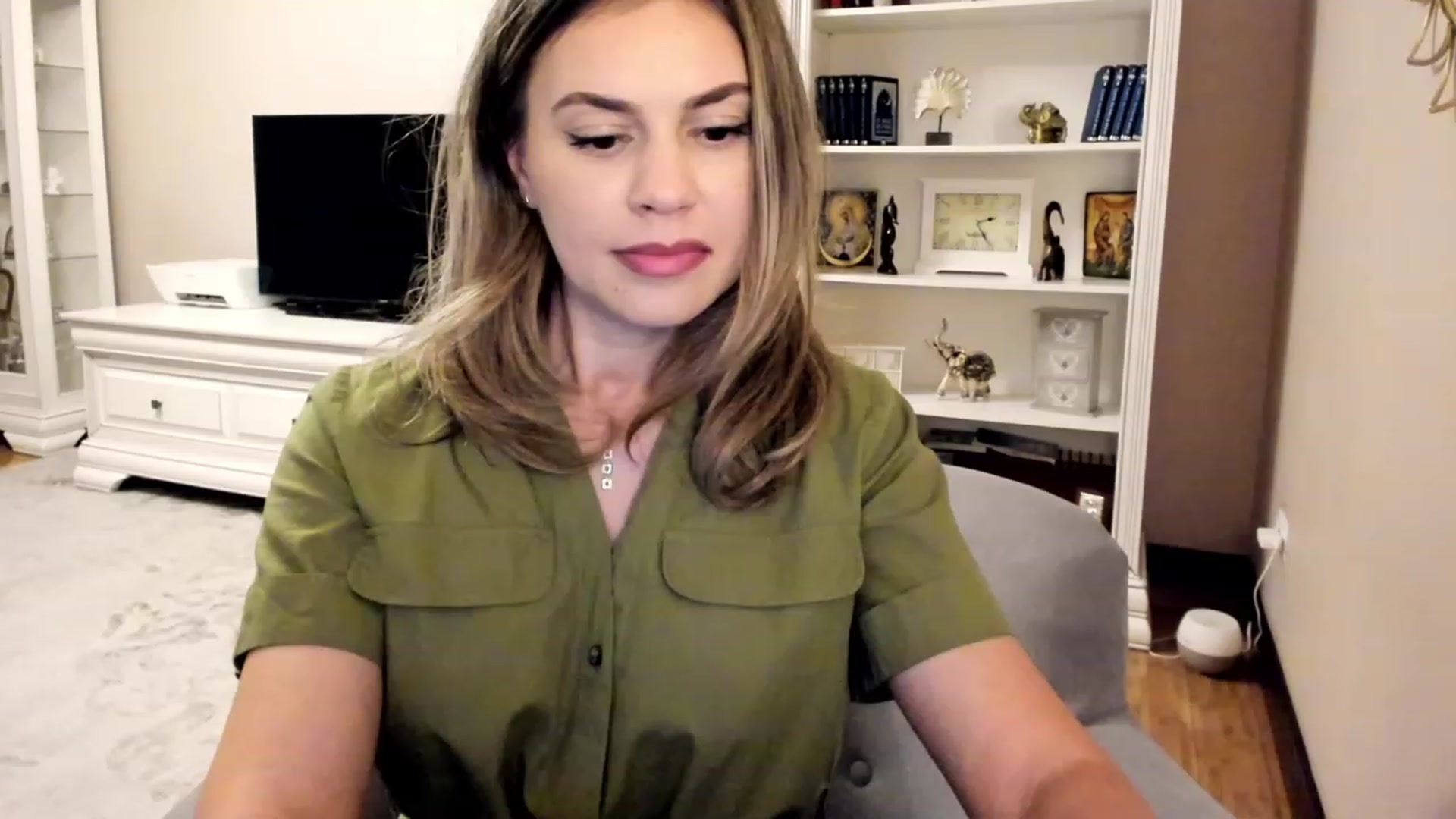 Gallery image thumbnail from Lu126's myfreecams stream on, 06/12/2023, 24:04 image 11 of 20