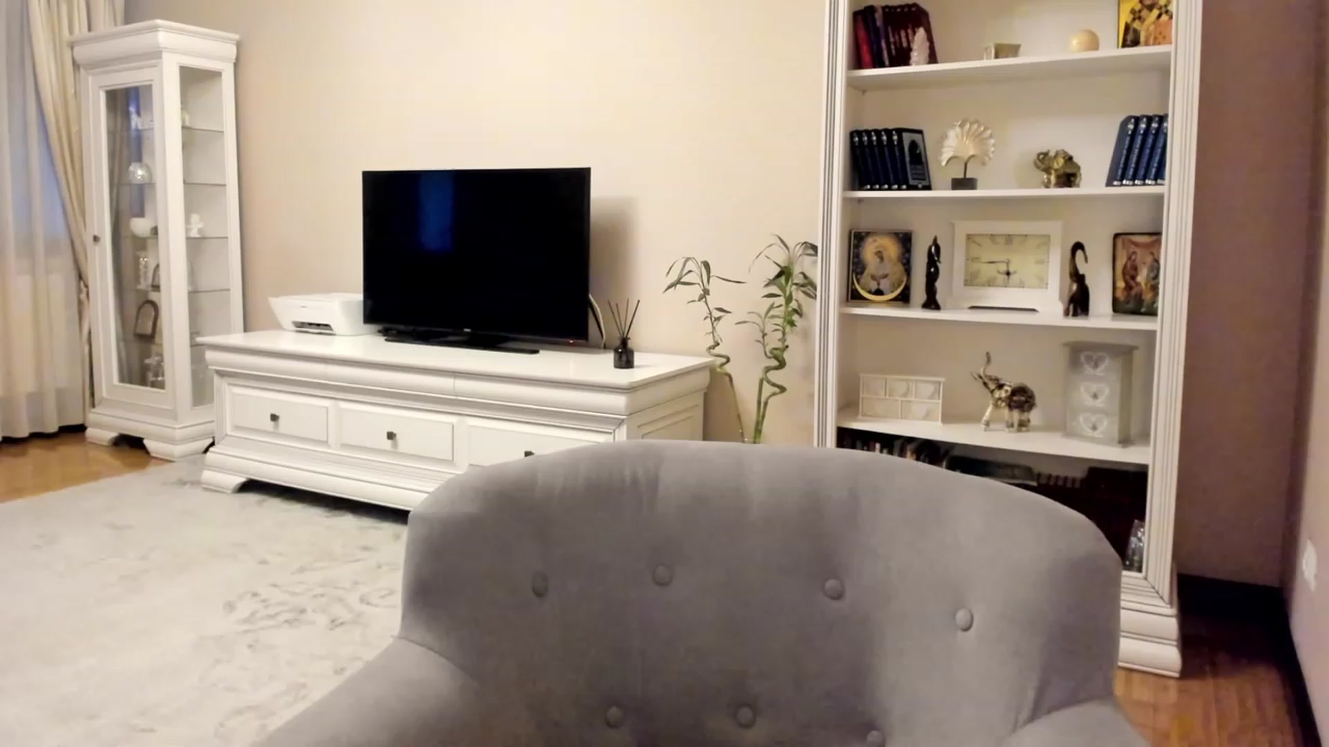 Gallery image thumbnail from Lu126's myfreecams stream on, 07/14/2023, 02:56 image 6 of 20