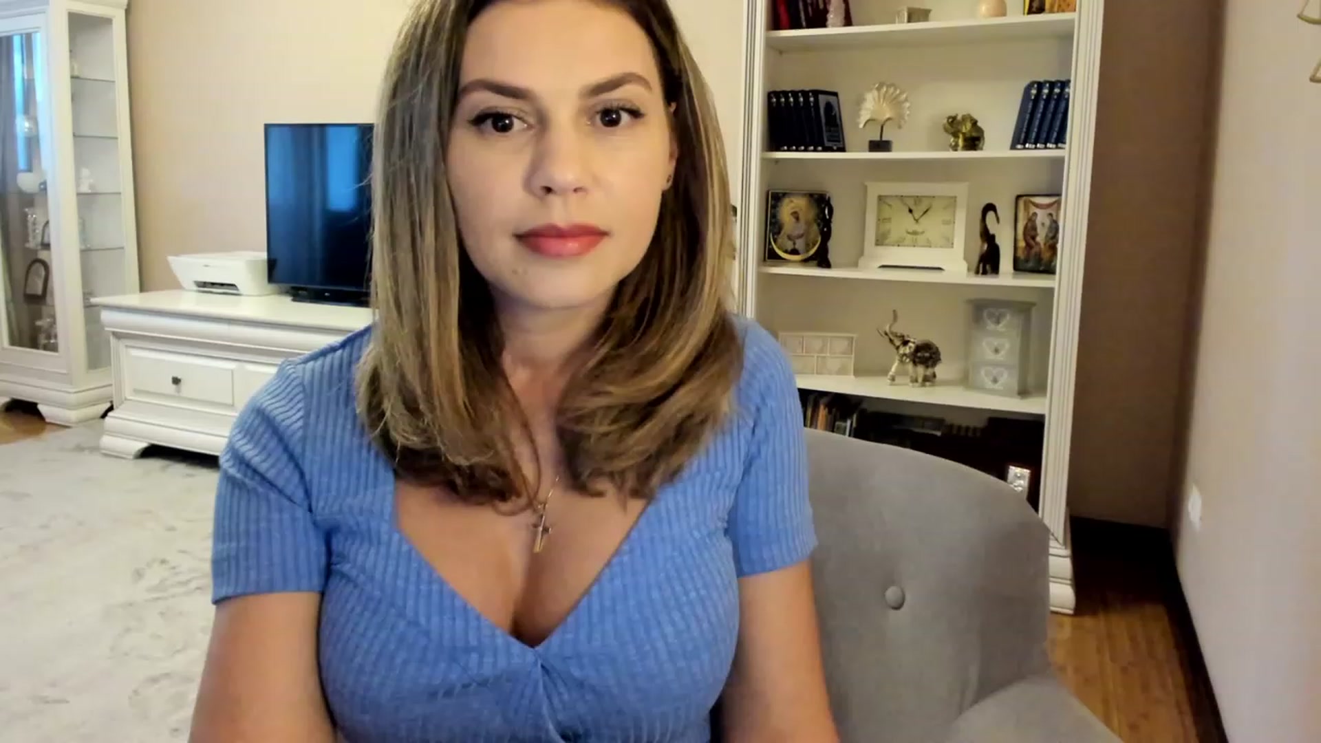 Gallery image thumbnail from Lu126's myfreecams stream on, 07/14/2023, 08:37 image 11 of 20