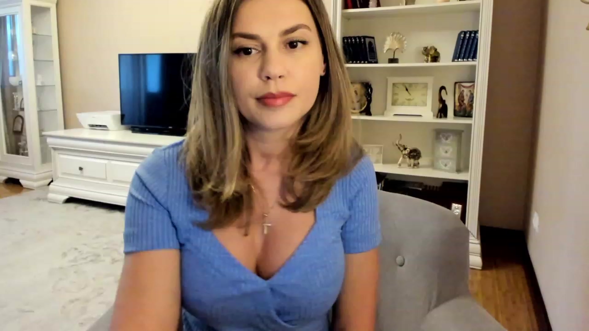 Gallery image thumbnail from Lu126's myfreecams stream on, 07/14/2023, 08:37 image 7 of 20