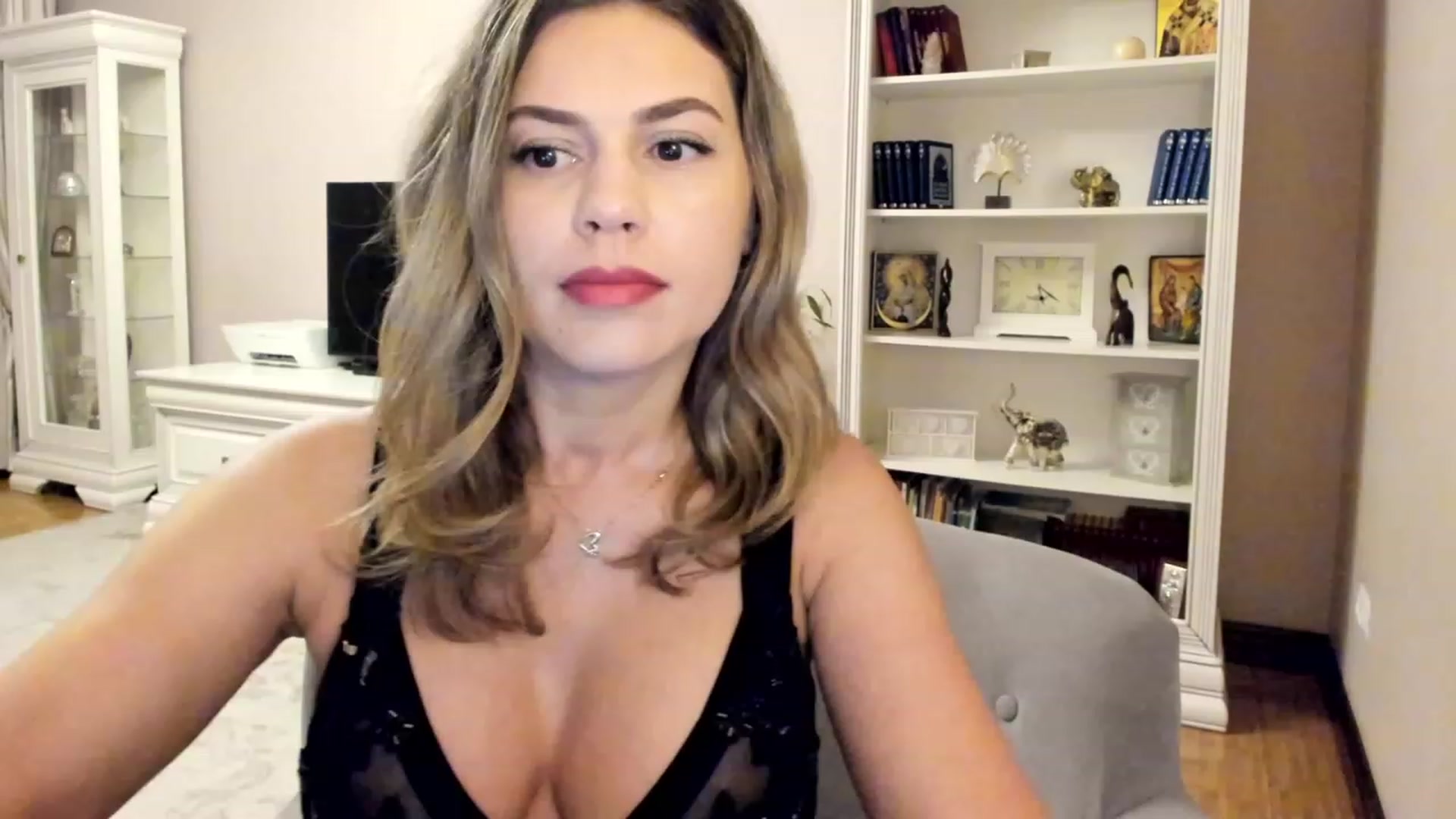 Gallery image thumbnail from Lu126's myfreecams stream on, 07/27/2023, 02:35 image 9 of 20