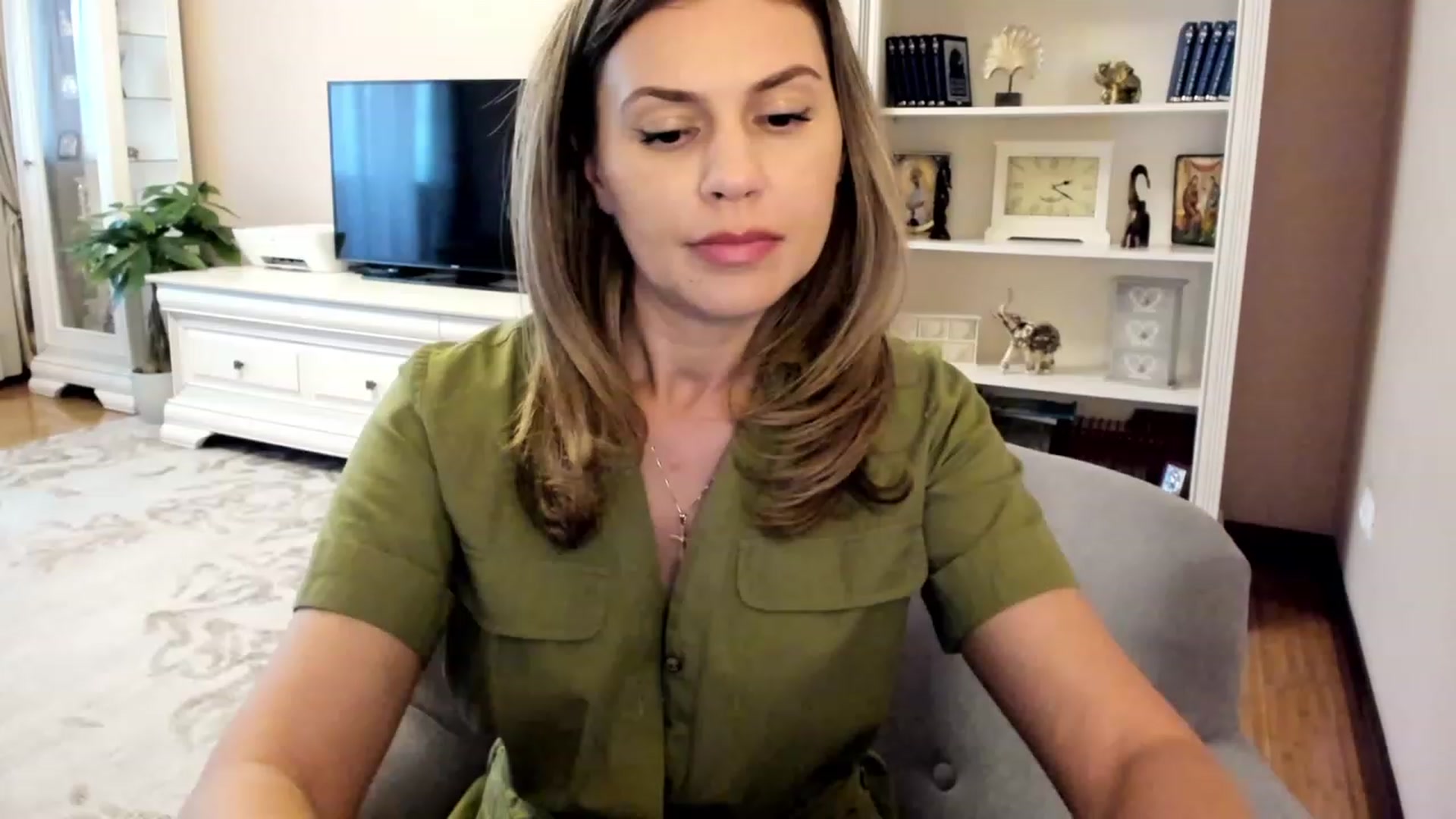 Gallery image thumbnail from Lu126's myfreecams stream on, 09/10/2023, 11:38 image 19 of 20