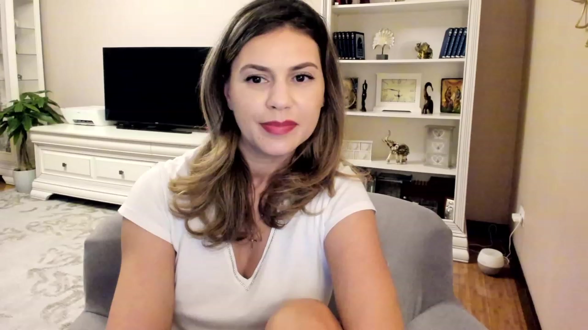 Gallery image thumbnail from Lu126's myfreecams stream on, 09/16/2023, 03:24 image 14 of 20