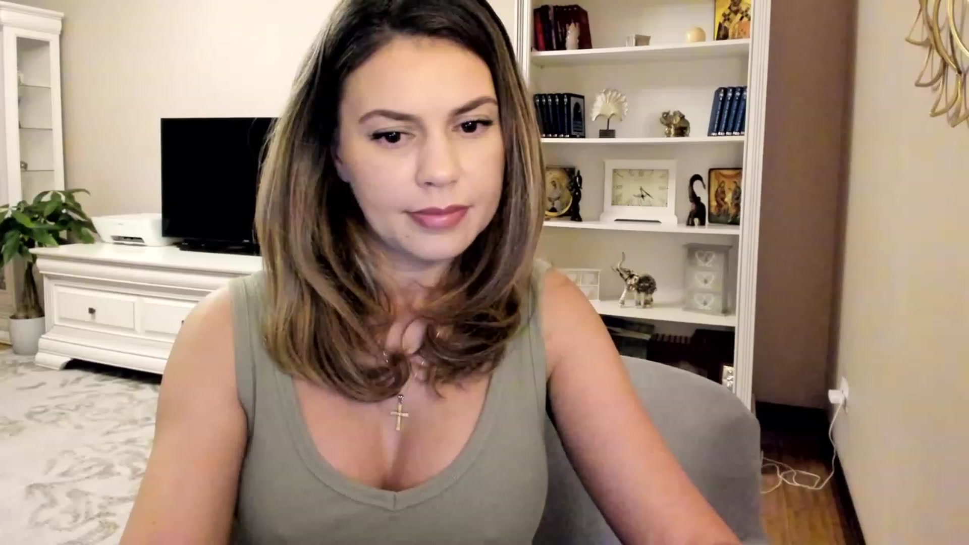 Gallery image thumbnail from Lu126's myfreecams stream on, 09/20/2023, 02:38 image 14 of 20