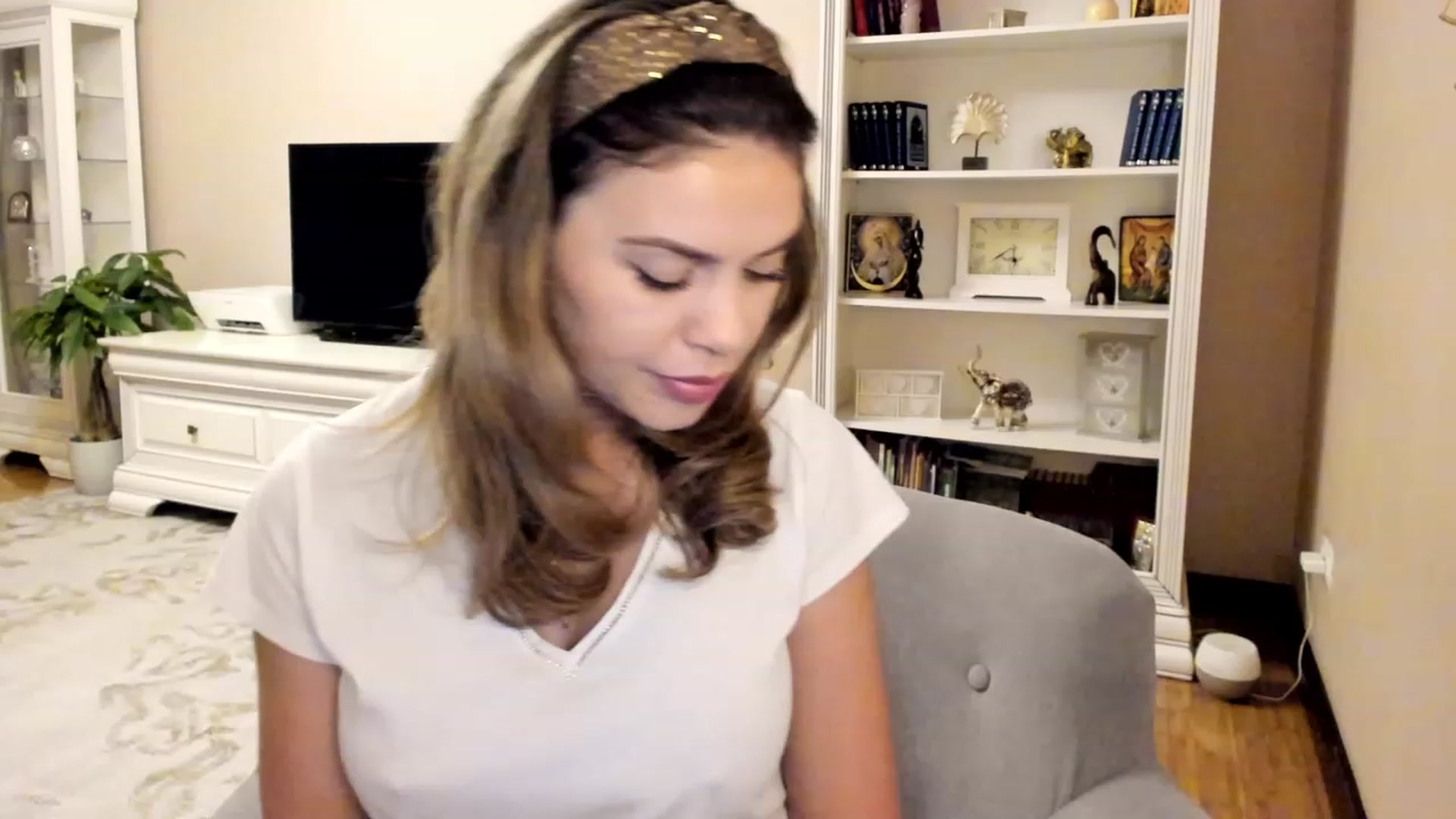 Gallery image thumbnail from Lu126's myfreecams stream on, 09/21/2023, 03:06 image 14 of 20