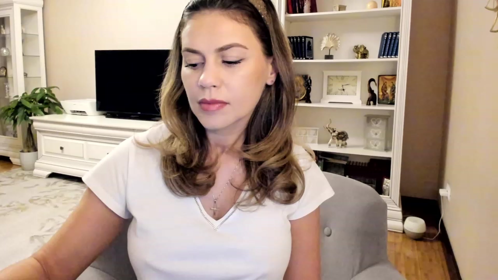 Gallery image thumbnail from Lu126's myfreecams stream on, 09/21/2023, 03:06 image 6 of 20