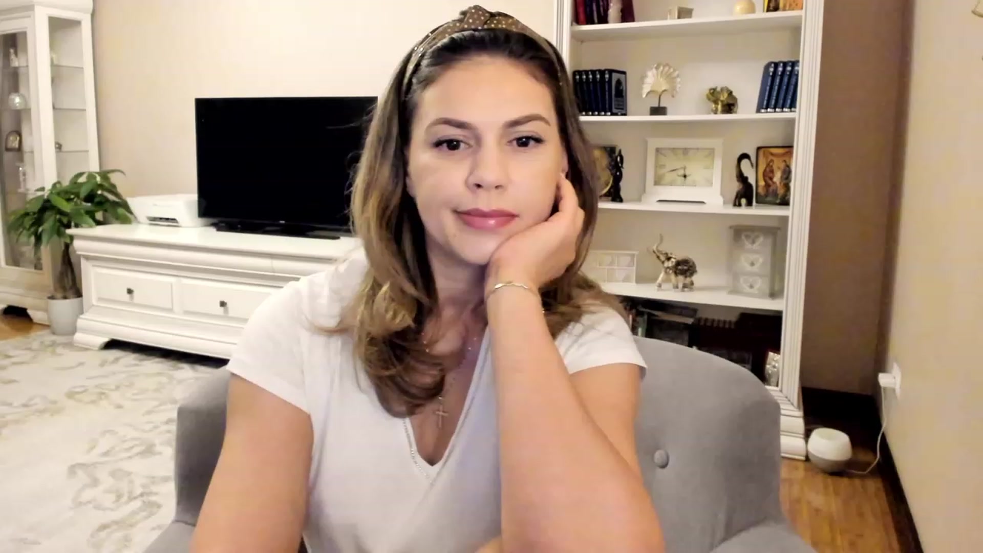 Gallery image thumbnail from Lu126's myfreecams stream on, 09/21/2023, 03:06 image 15 of 20