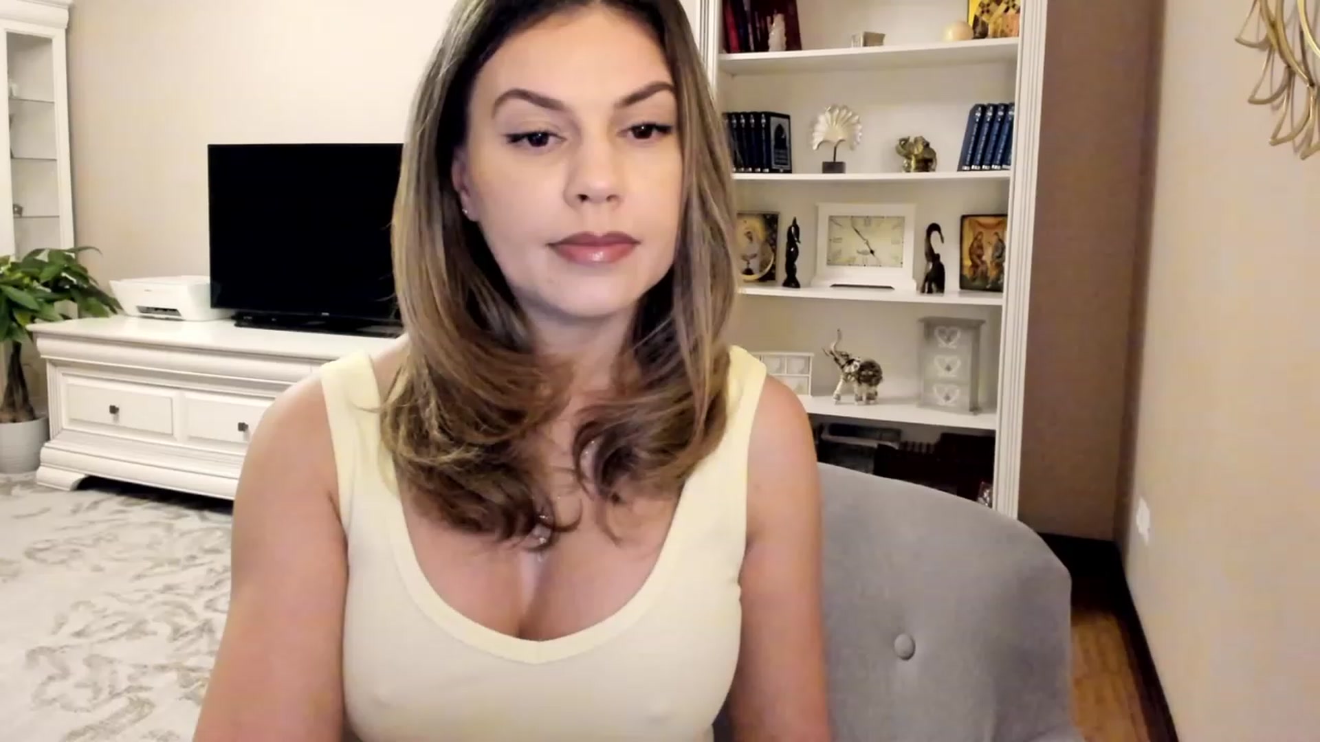Gallery image thumbnail from Lu126's myfreecams stream on, 09/26/2023, 02:16 image 2 of 20