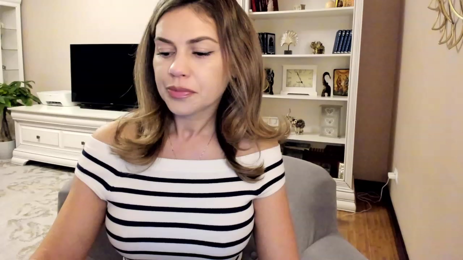 Gallery image thumbnail from Lu126's myfreecams stream on, 09/28/2023, 02:12 image 8 of 20