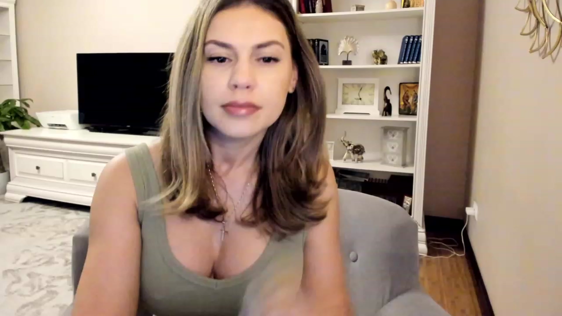 Gallery image thumbnail from Lu126's myfreecams stream on, 09/29/2023, 02:29 image 5 of 20