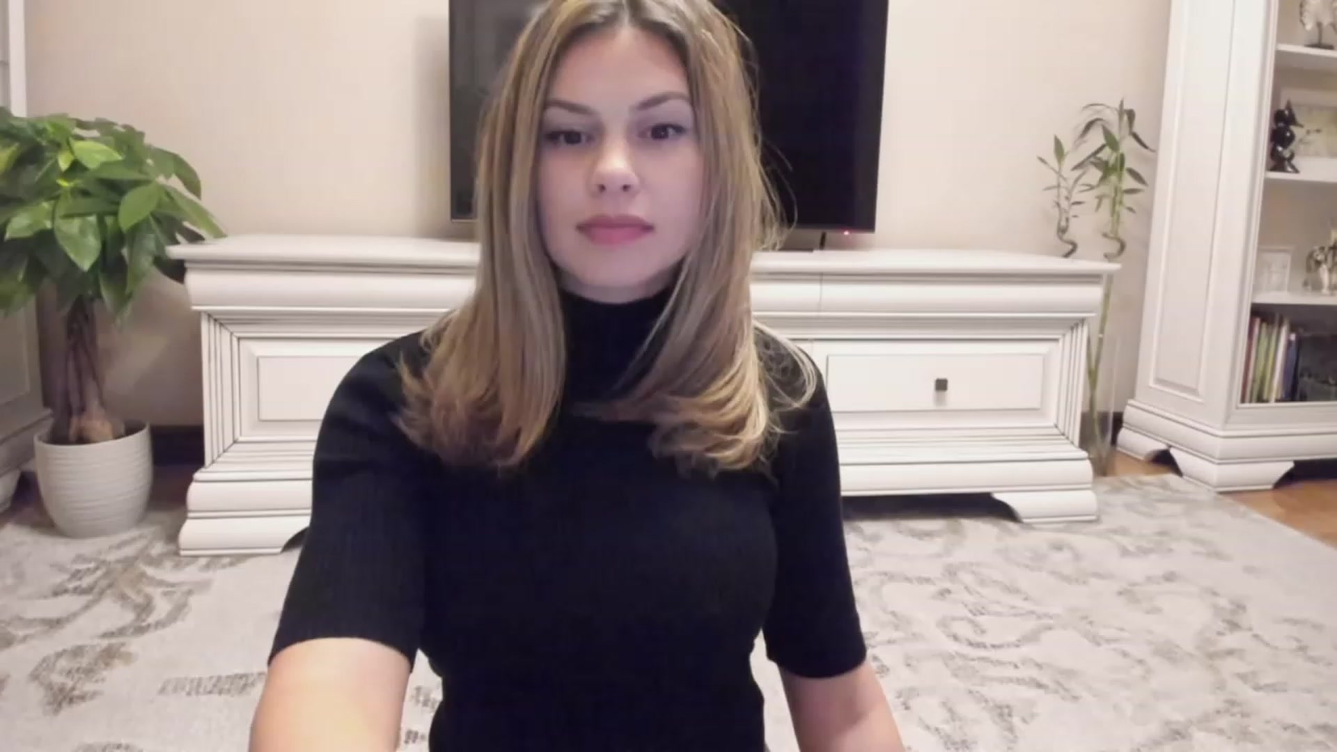 Gallery image thumbnail from Lu126's myfreecams stream on, 10/07/2023, 23:48 image 17 of 20
