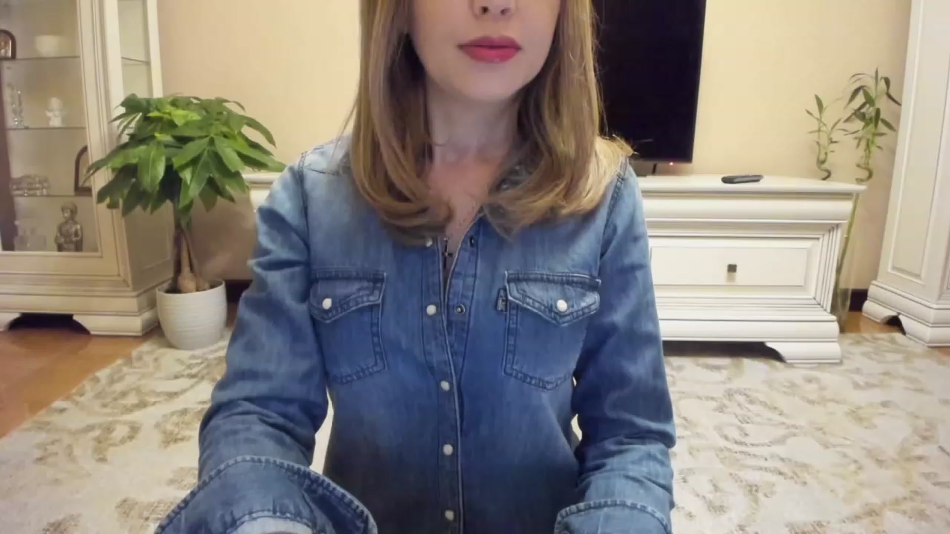 Gallery image thumbnail from Lu126's myfreecams stream on, 10/11/2023, 02:18 image 2 of 20