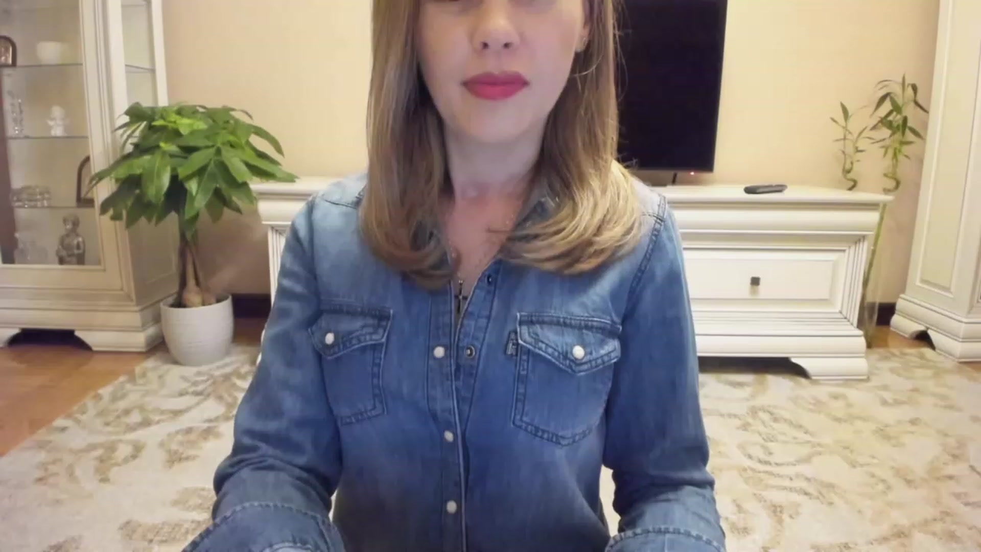 Gallery image thumbnail from Lu126's myfreecams stream on, 10/11/2023, 02:18 image 11 of 20