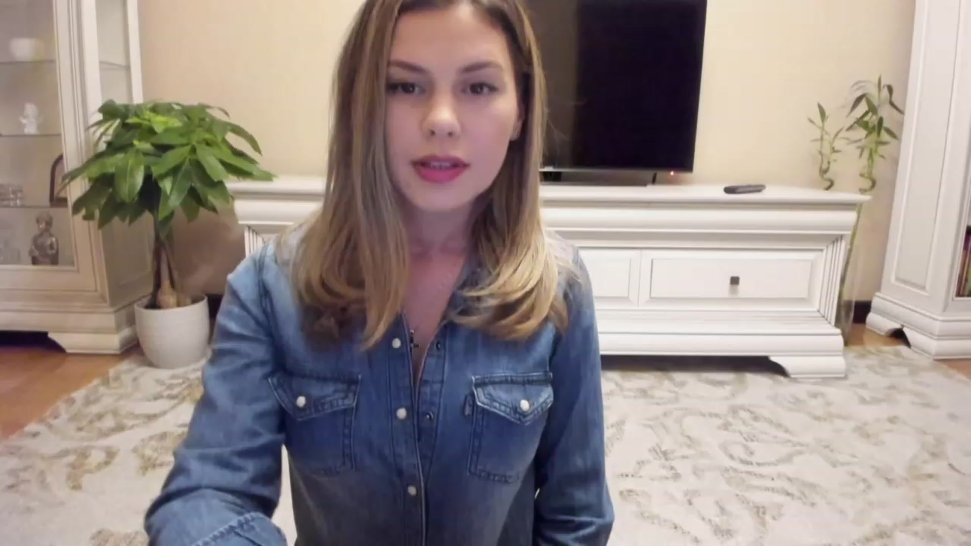 Gallery image thumbnail from Lu126's myfreecams stream on, 10/11/2023, 02:28 image 16 of 20