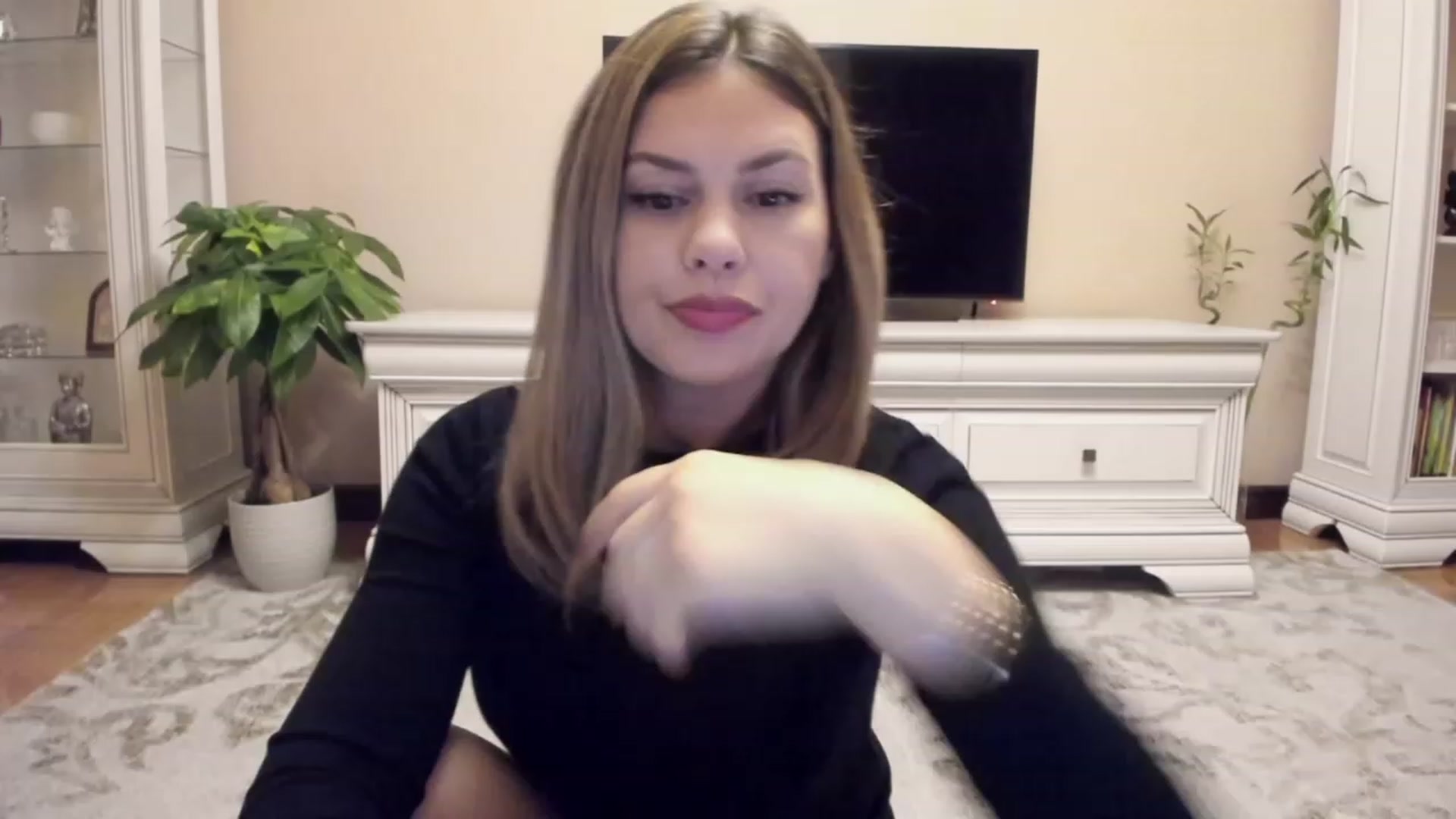 Gallery image thumbnail from Lu126's myfreecams stream on, 10/12/2023, 02:01 image 11 of 20